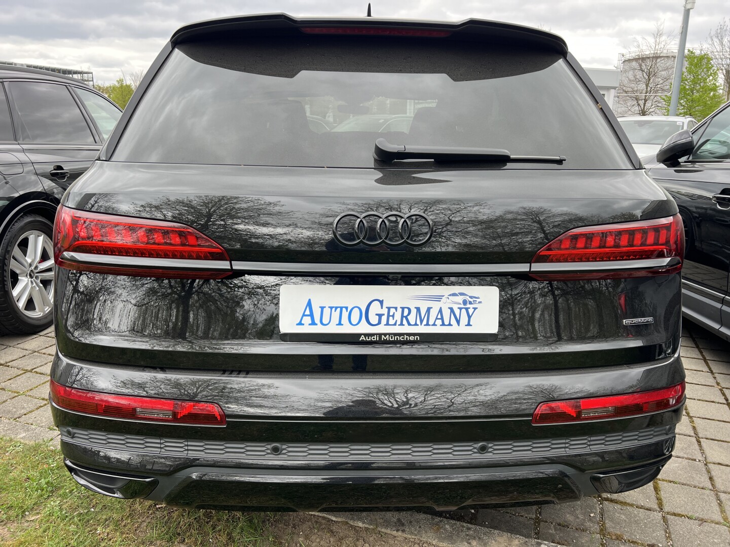 Audi Q7 50TDI 286PS S-Line Black-Paket Matrix  З Німеччини (126669)