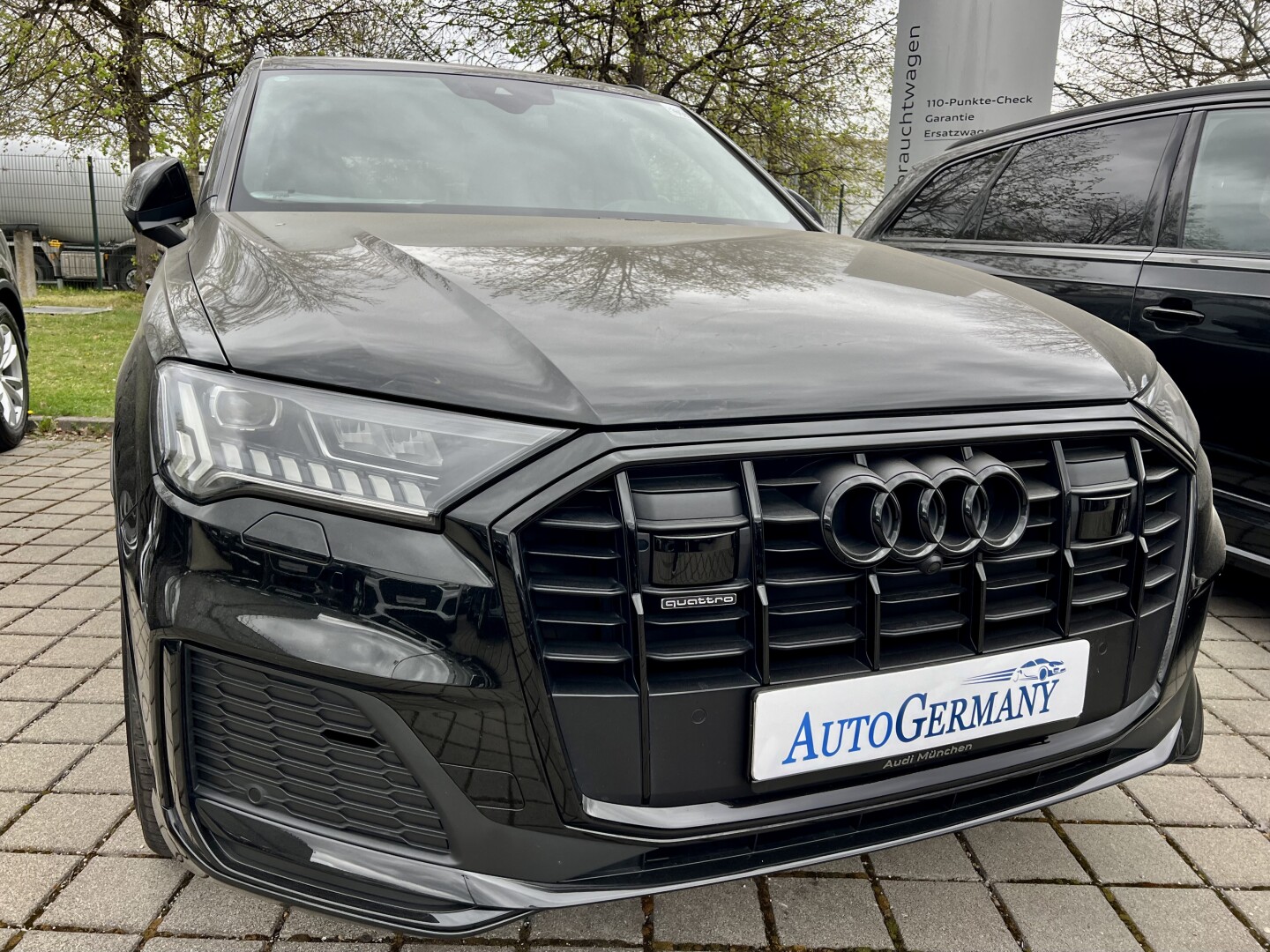 Audi Q7 50TDI 286PS S-Line Black-Paket Matrix  З Німеччини (126681)