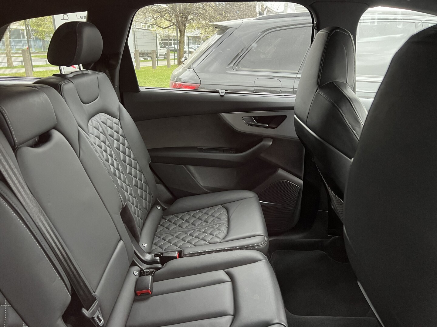 Audi Q7 50TDI 286PS S-Line Black-Paket Matrix  З Німеччини (126672)