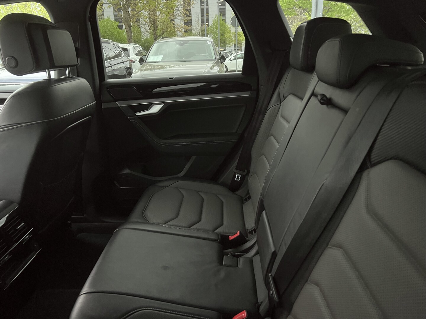 VW Touareg 3.0TDI 286PS R-Line Black Paket Matrix З Німеччини (126720)