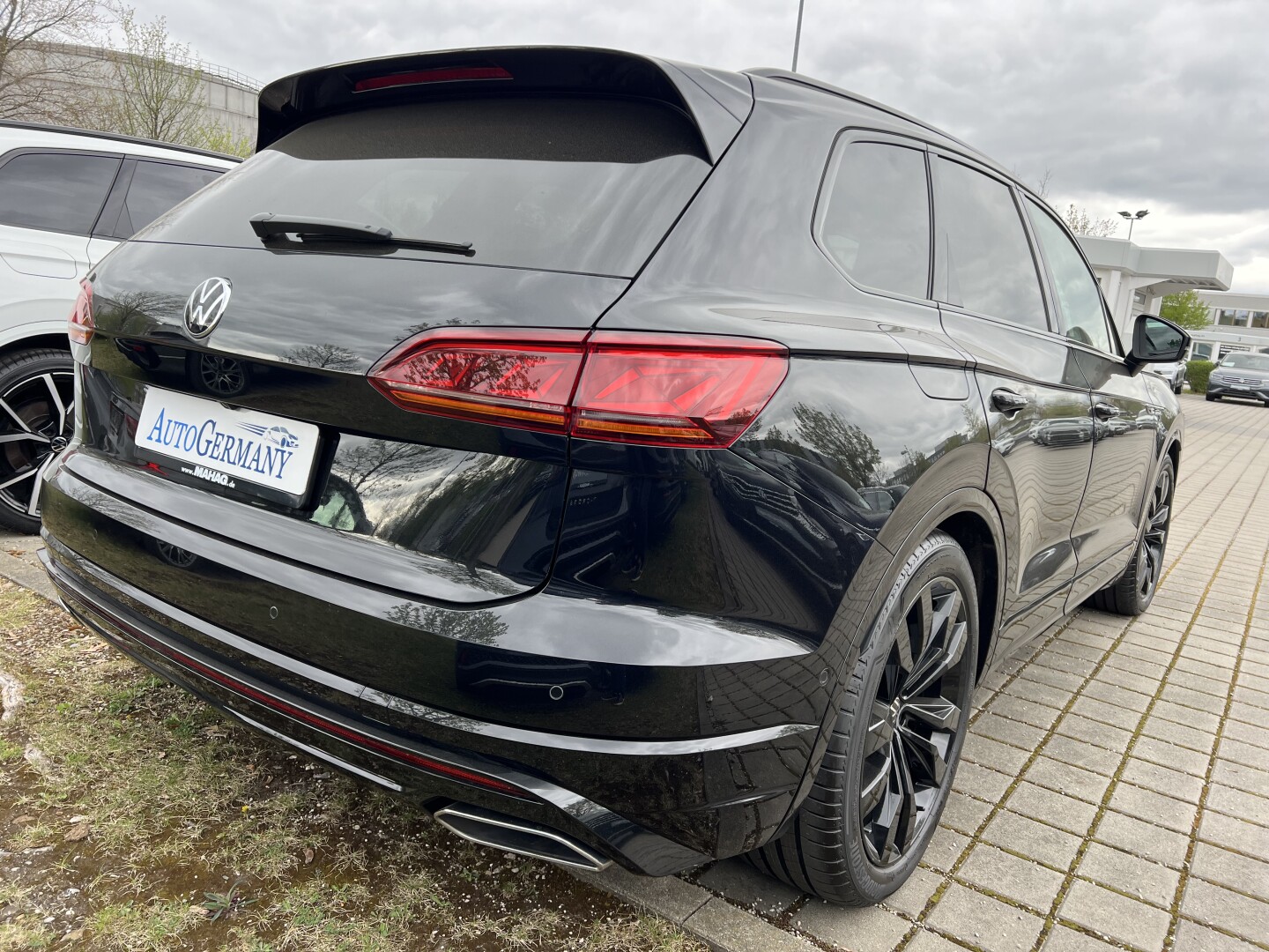 VW Touareg 3.0TDI 286PS R-Line Black Paket Matrix З Німеччини (126722)