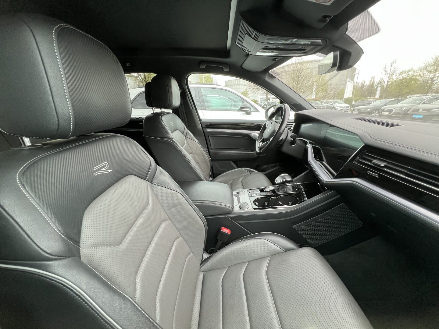 VW Touareg 3.0TDI 286PS R-Line Black Paket Matrix З Німеччини (126729)
