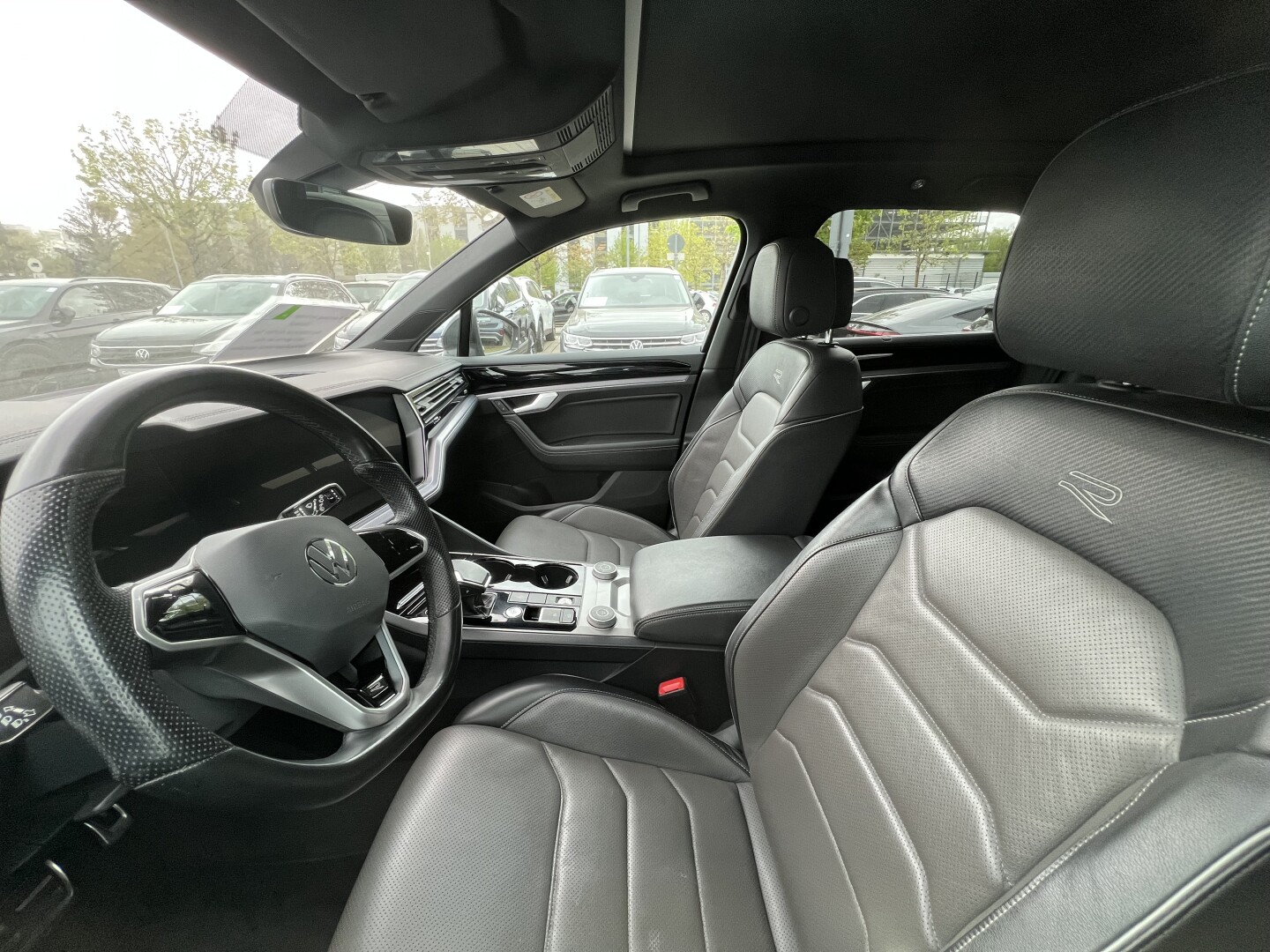 VW Touareg 3.0TDI 286PS R-Line Black Paket Matrix З Німеччини (126716)