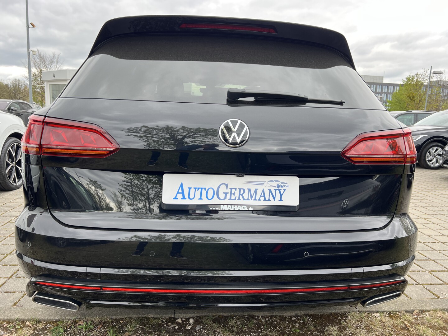 VW Touareg 3.0TDI 286PS R-Line Black Paket Matrix З Німеччини (126724)