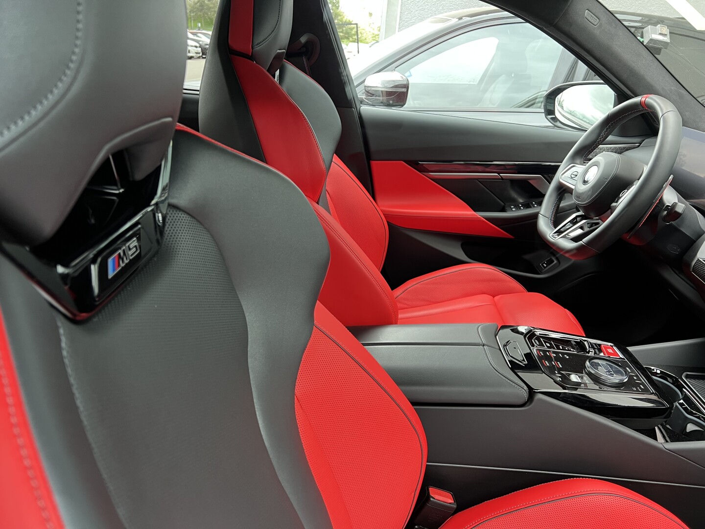 BMW M5 xDrive 727PS Individual Frozen Deep Gray З Німеччини (126769)