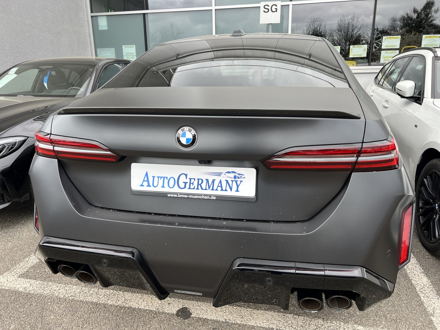 BMW M5 xDrive 727PS Individual Frozen Deep Gray З Німеччини (126789)