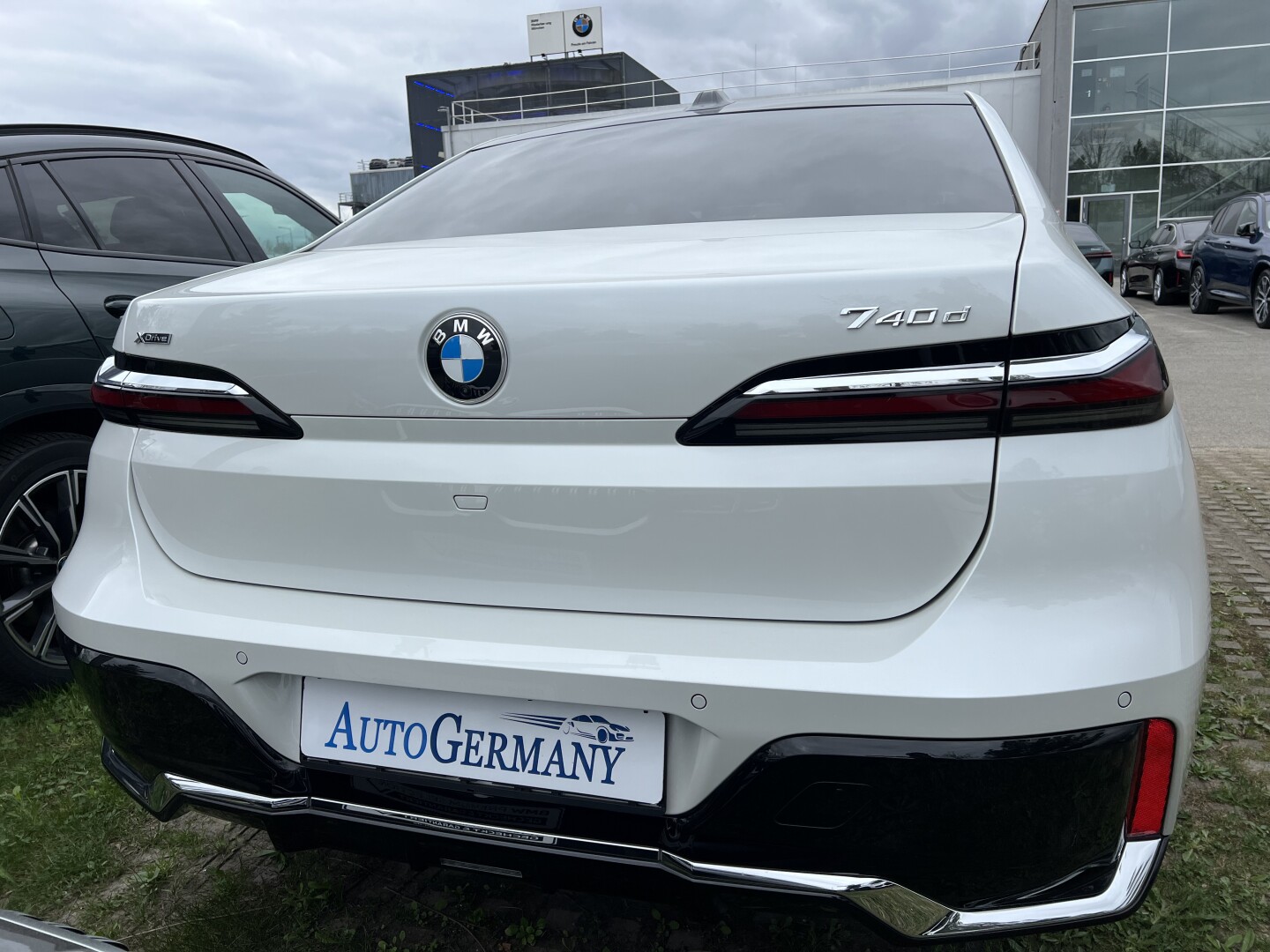 BMW 740d xDrive 299PS M-Sport Sky-Lounge  Из Германии (127191)