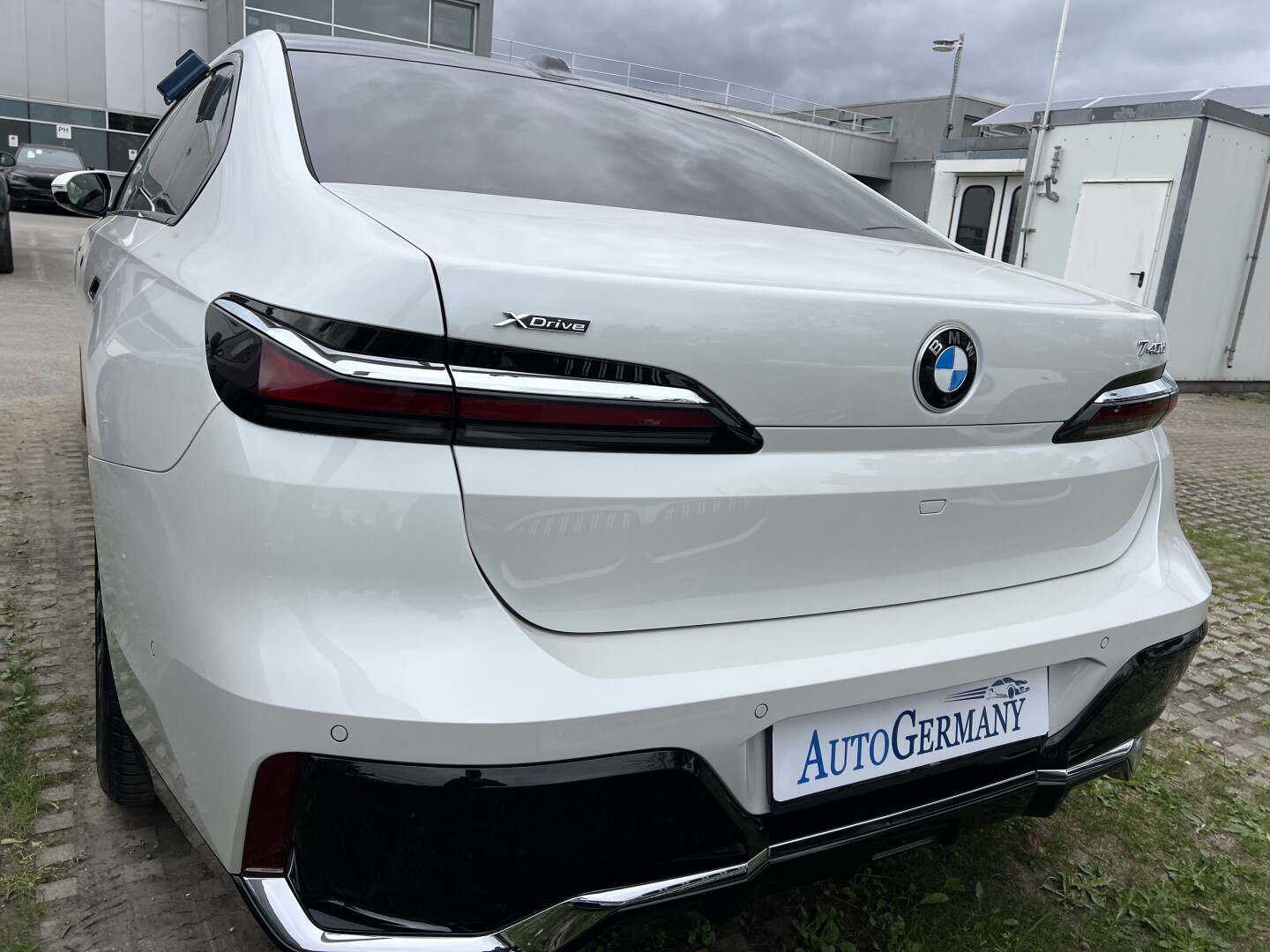 BMW 740d xDrive 299PS M-Sport Sky-Lounge  Из Германии (127189)