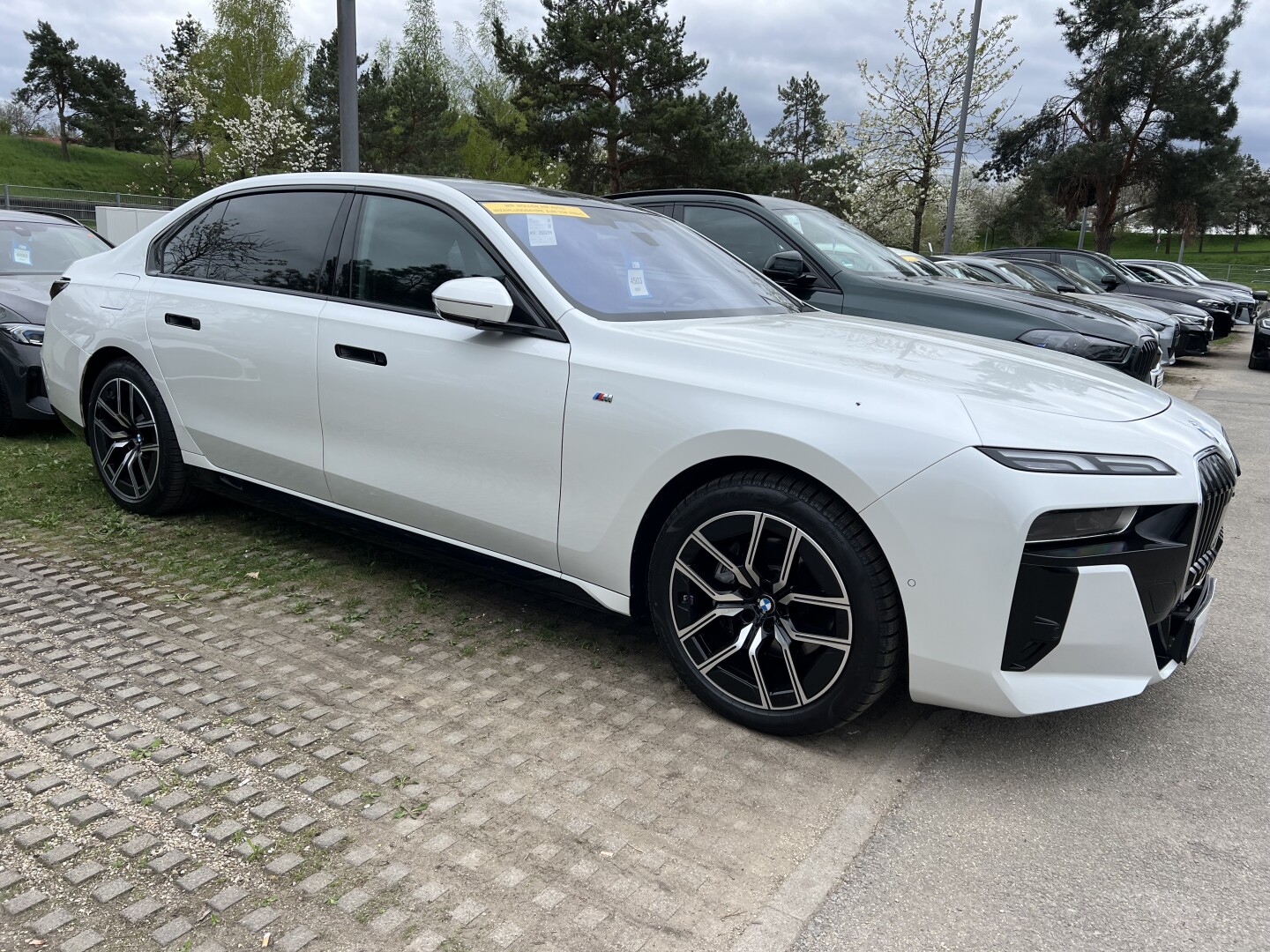 BMW 740d xDrive 299PS M-Sport Sky-Lounge  Из Германии (127198)