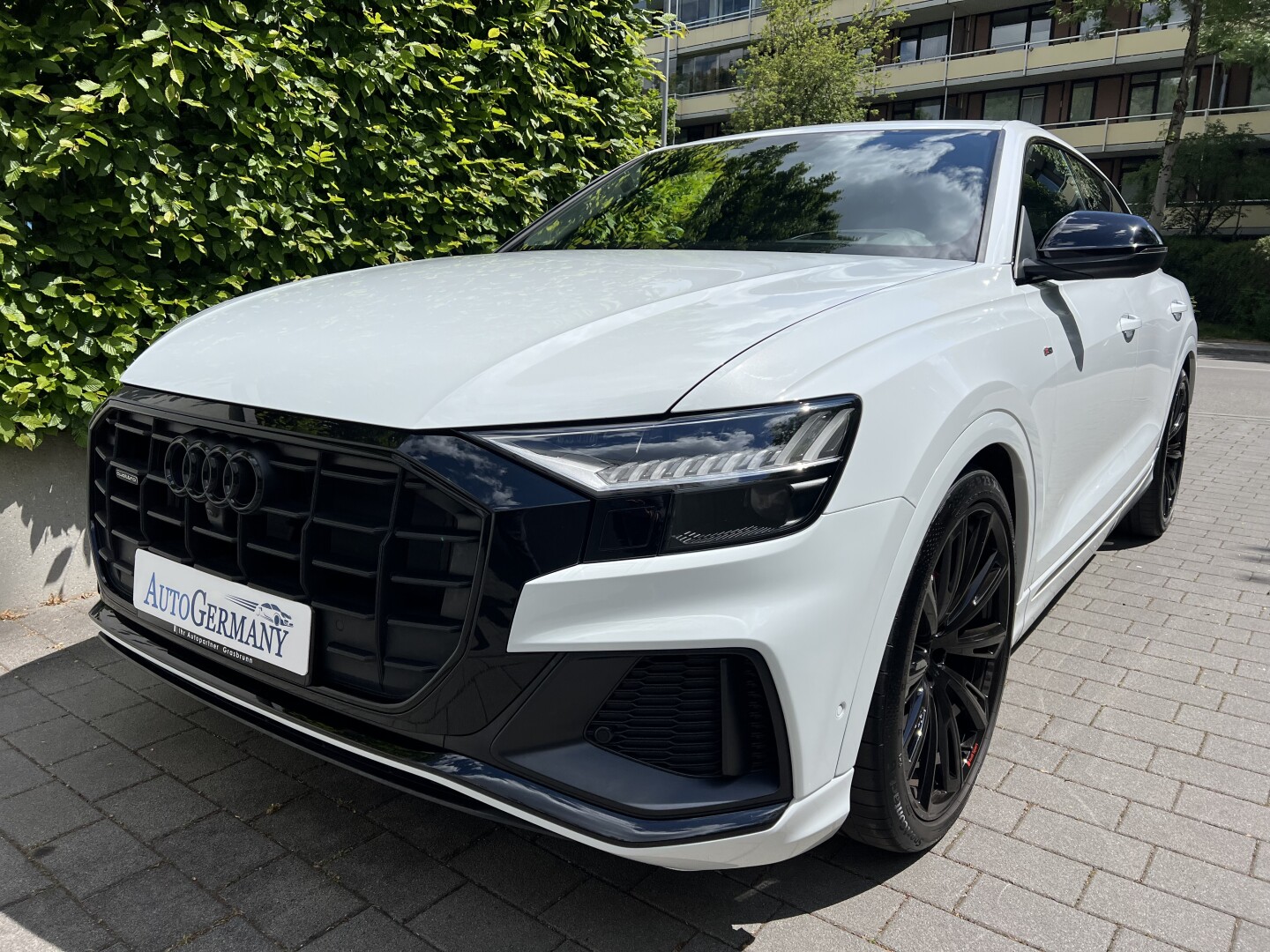 Audi Q8 S-Line 50TDI 286PS LED-Matrix Black Paket Из Германии (127350)