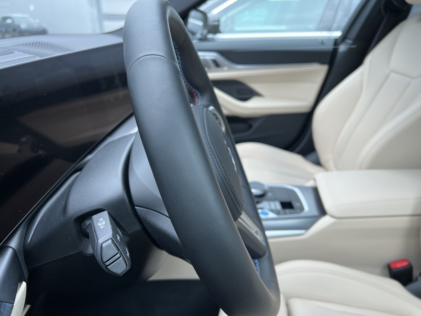 BMW i4 eDrive40 M-Sportpaket 340PS Black З Німеччини (127380)