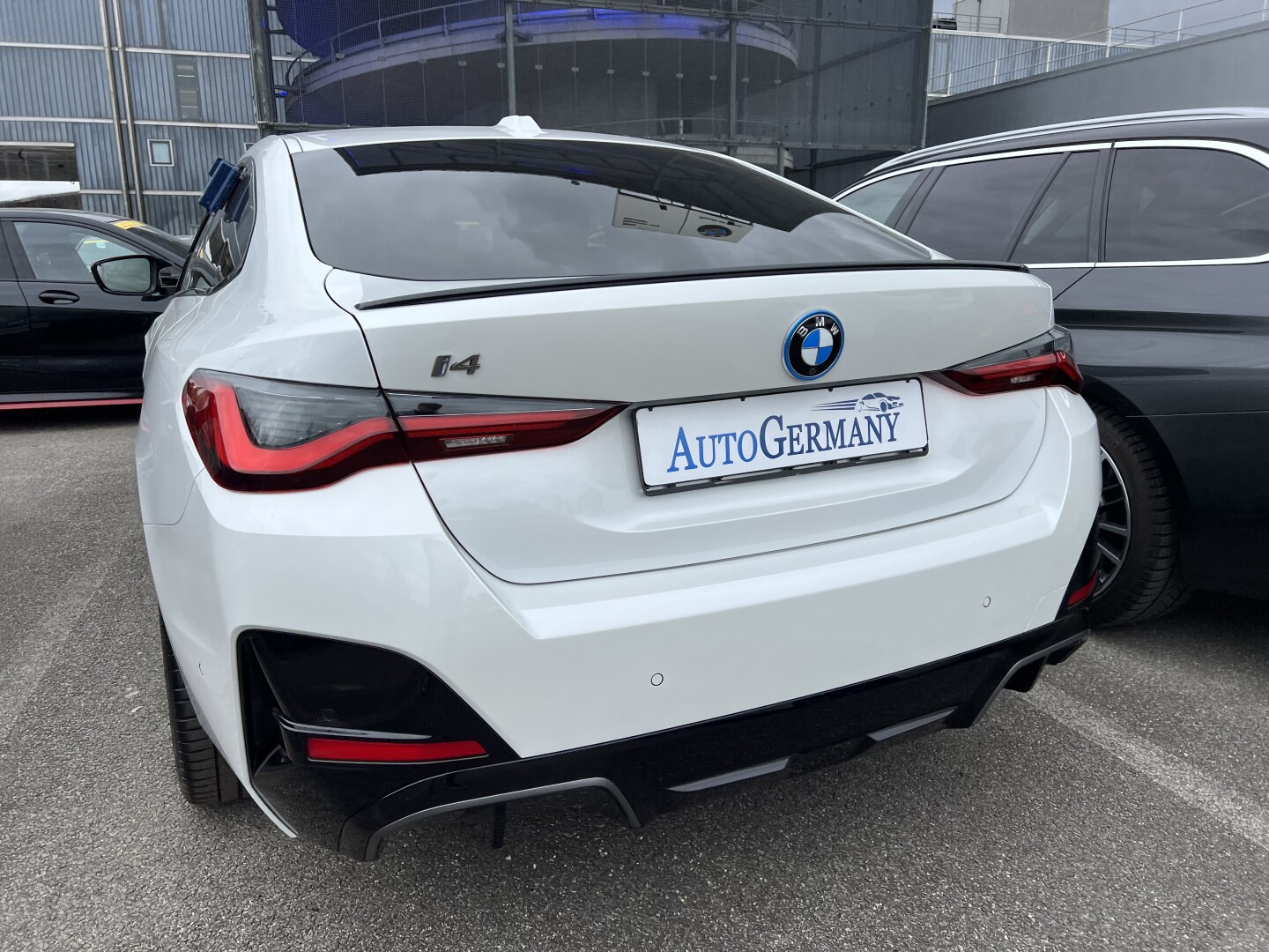 BMW i4 eDrive40 M-Sportpaket 340PS Black З Німеччини (127375)