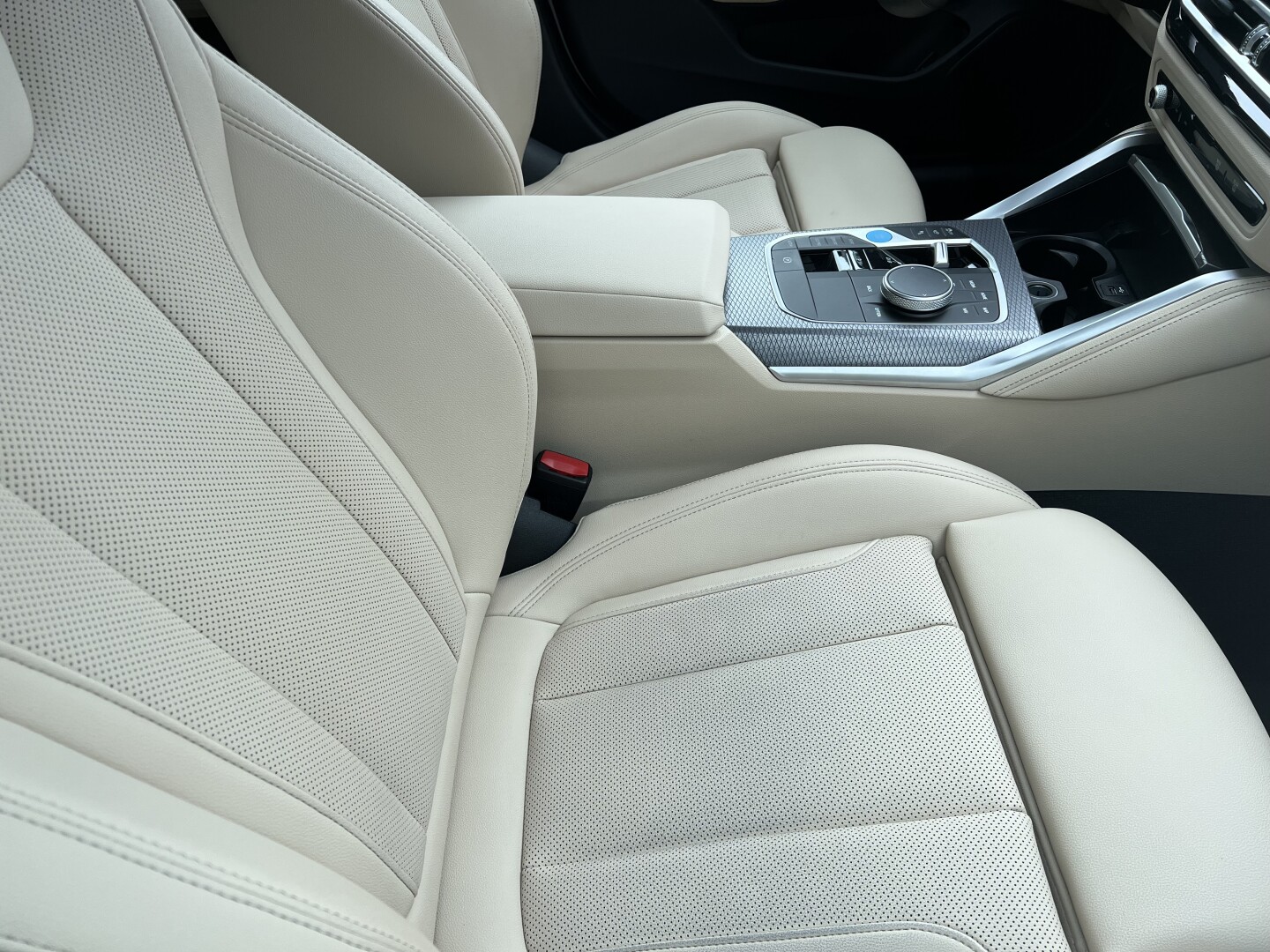 BMW i4 eDrive40 M-Sportpaket 340PS Black З Німеччини (127368)
