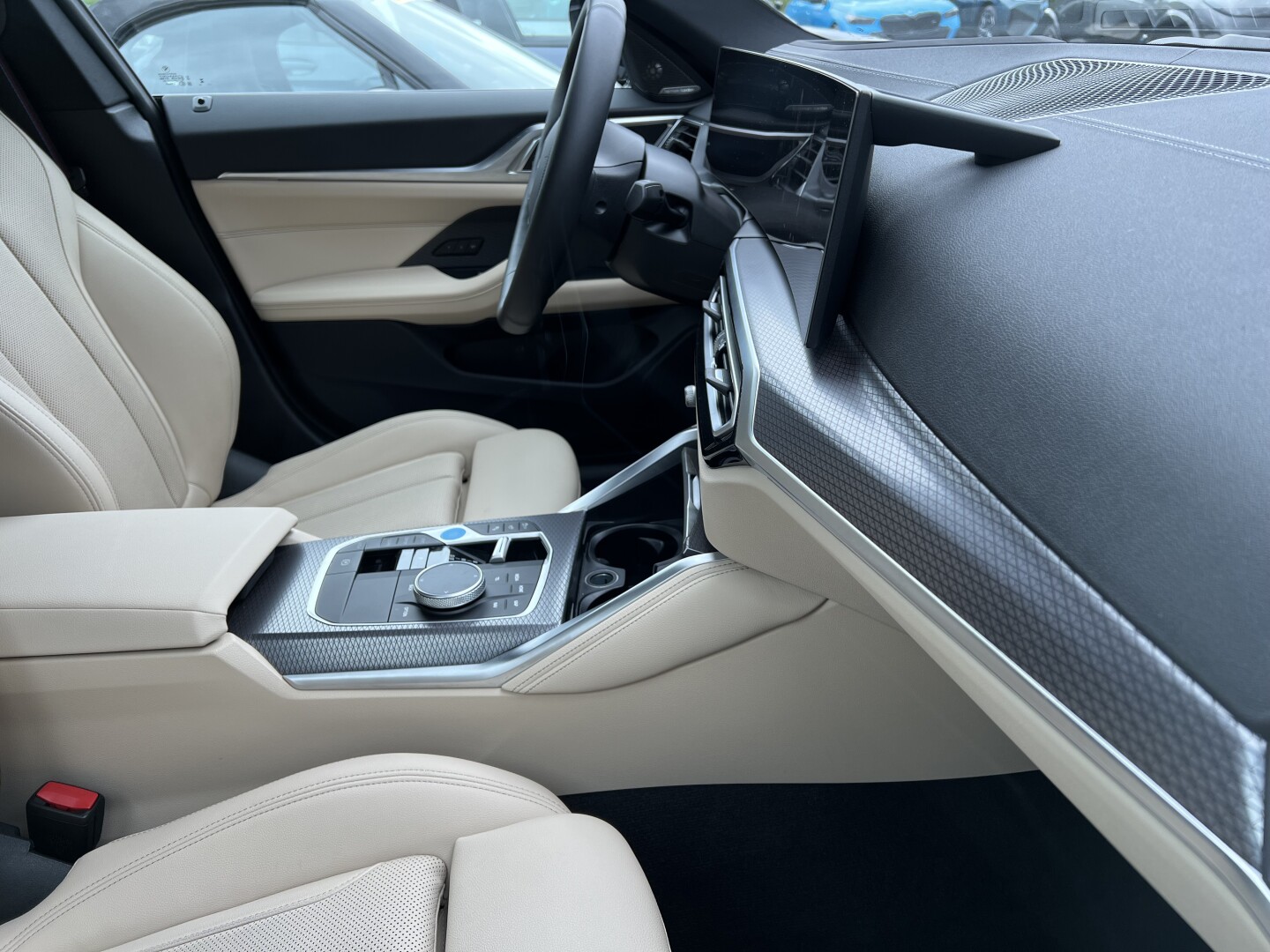 BMW i4 eDrive40 M-Sportpaket 340PS Black З Німеччини (127366)