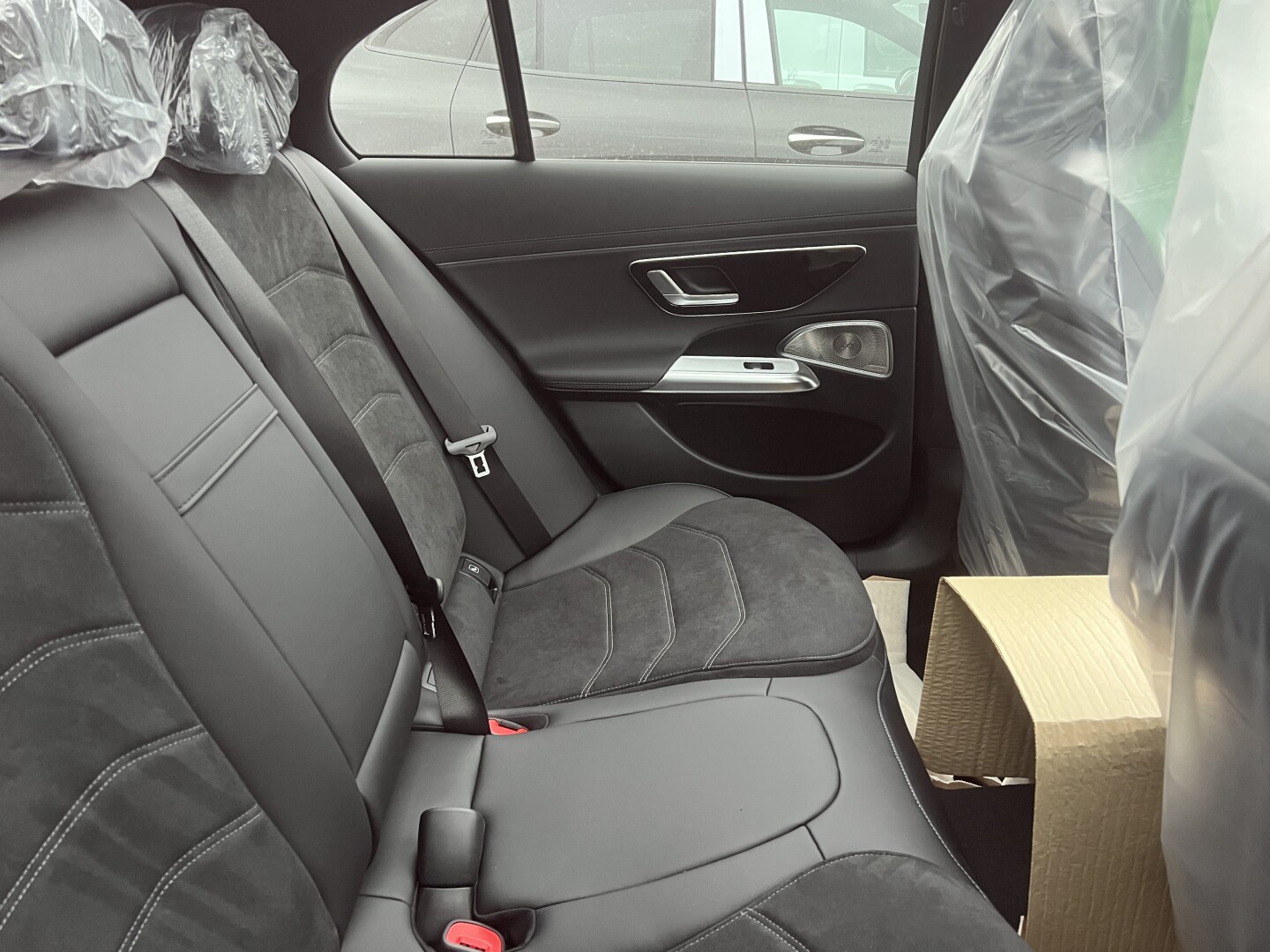 Mercedes-Benz E 220d AMG 4Matic Black-Paket LED Из Германии (127399)