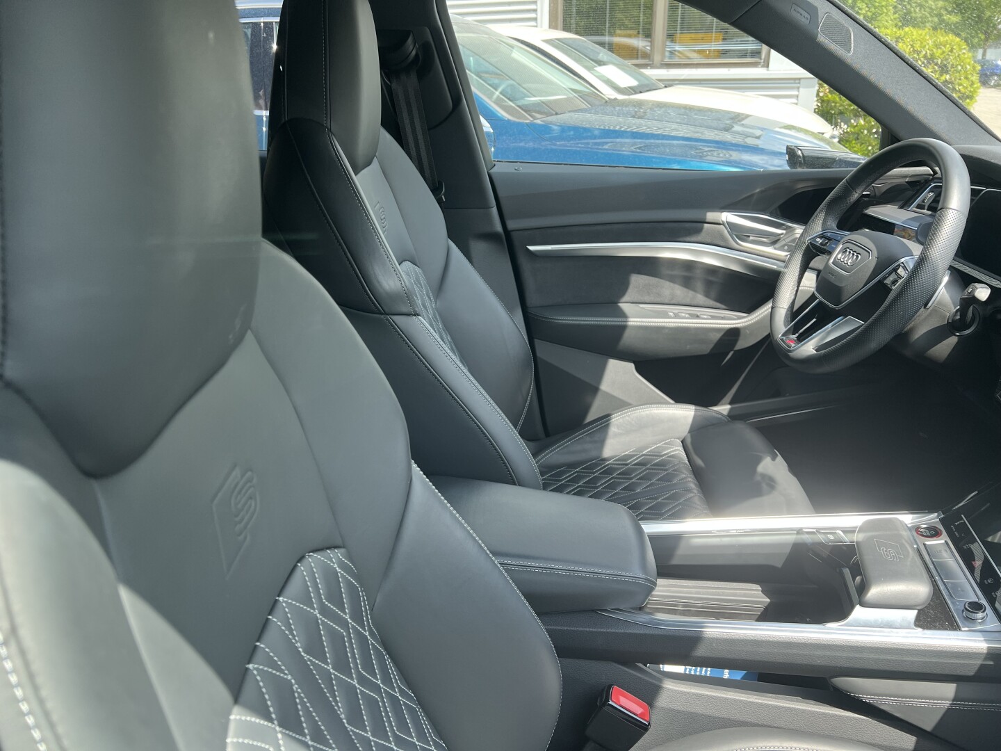 Audi S e-tron Sportback 503PS Matrix Exclusive  Из Германии (127417)