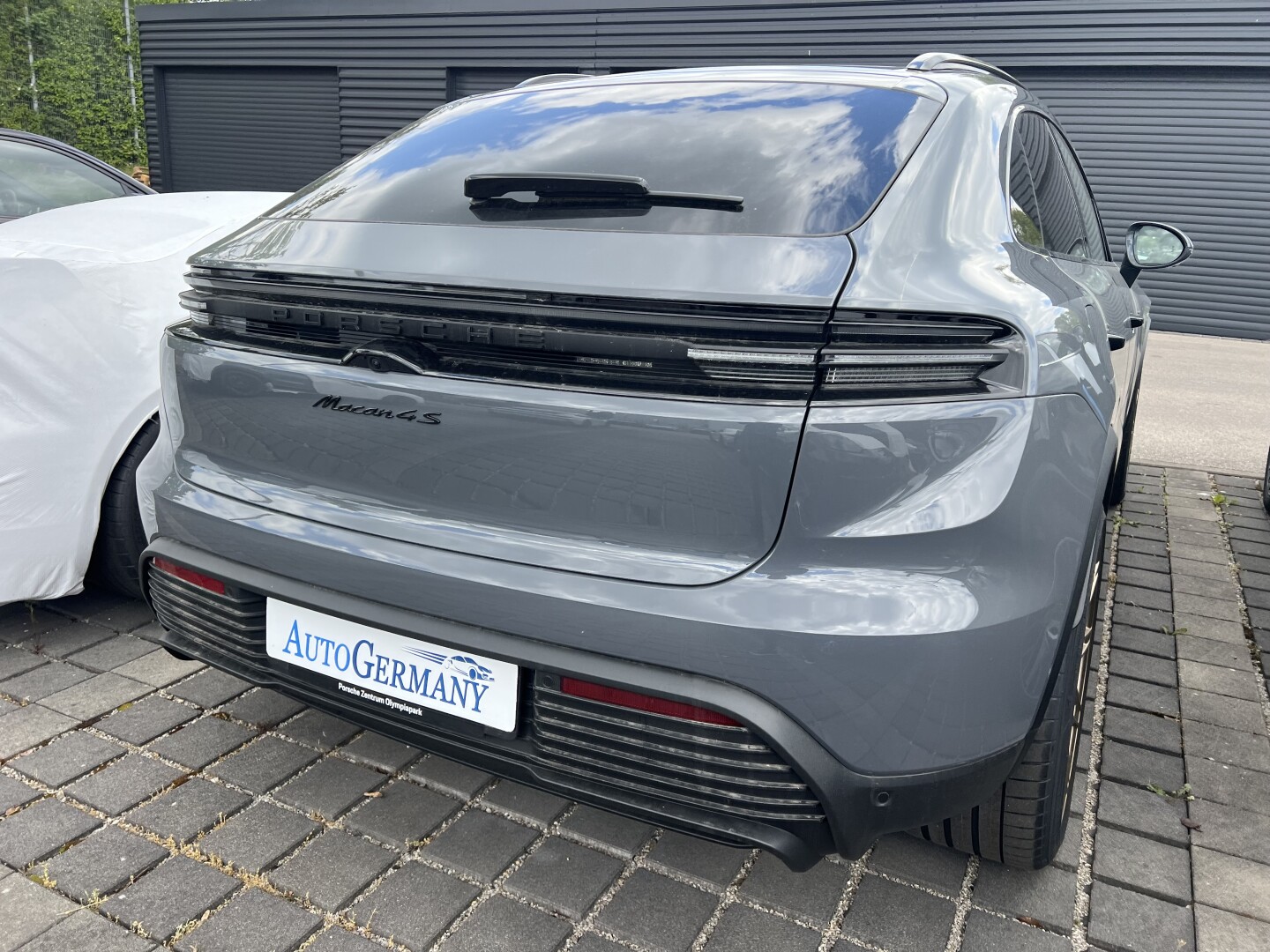 Porsche Macan 4S InnoDrive 517PS Surround-View Из Германии (127510)