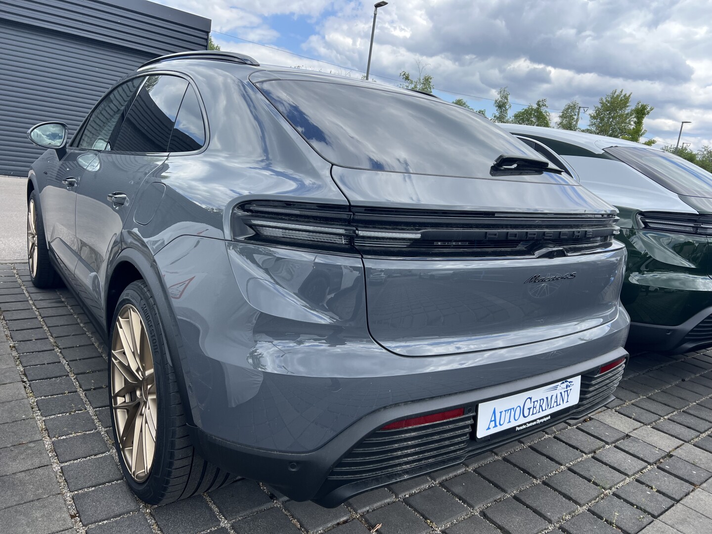 Porsche Macan 4S InnoDrive 517PS Surround-View Из Германии (127506)