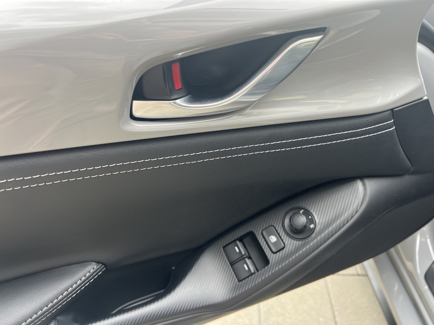 Mazda MX-5 SKYACTIV-G 2RHT RWD Cabrio З Німеччини (127713)