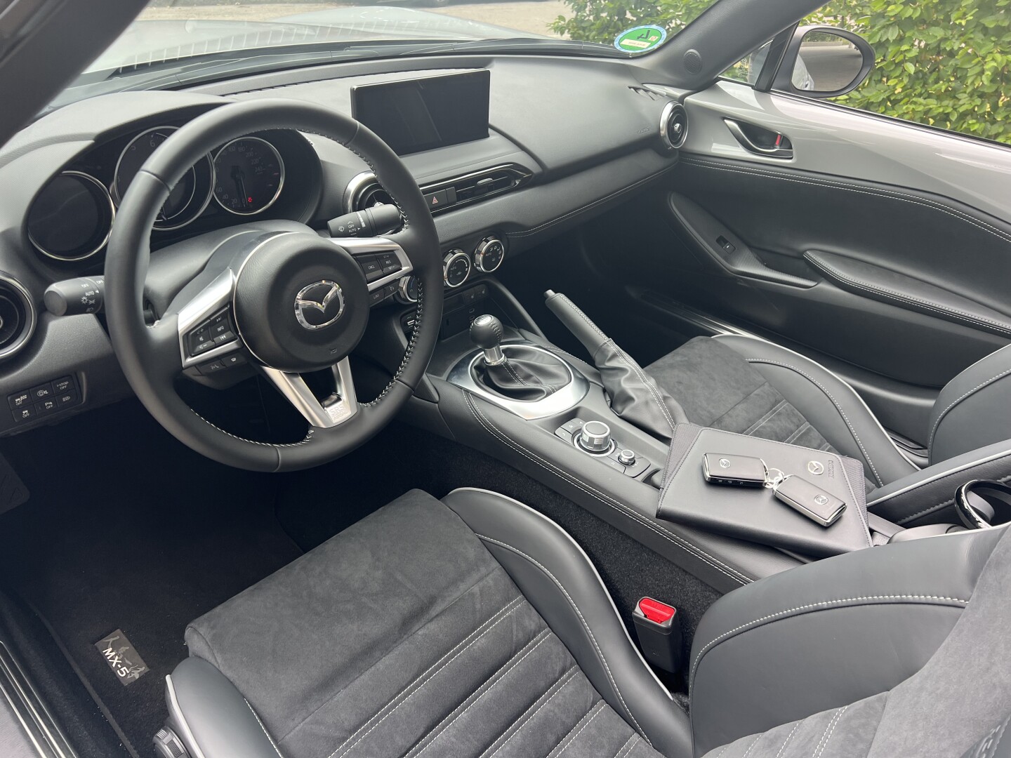 Mazda MX-5 SKYACTIV-G 2RHT RWD Cabrio З Німеччини (127715)