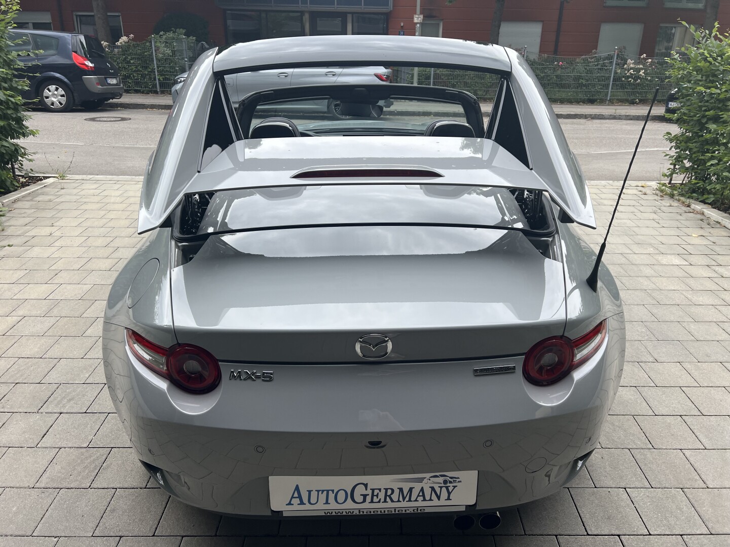 Mazda MX-5 SKYACTIV-G 2RHT RWD Cabrio З Німеччини (127708)