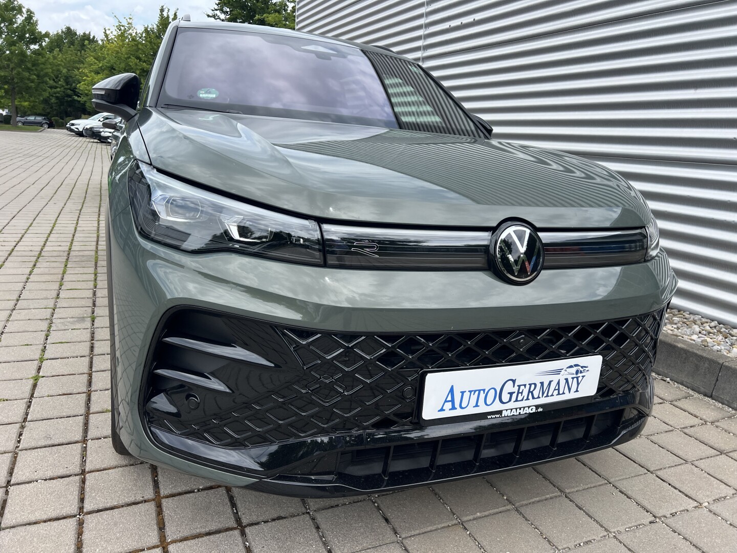 VW Tiguan 1.5e Hybrid 272PS R-Line DSG Black Из Германии (127772)