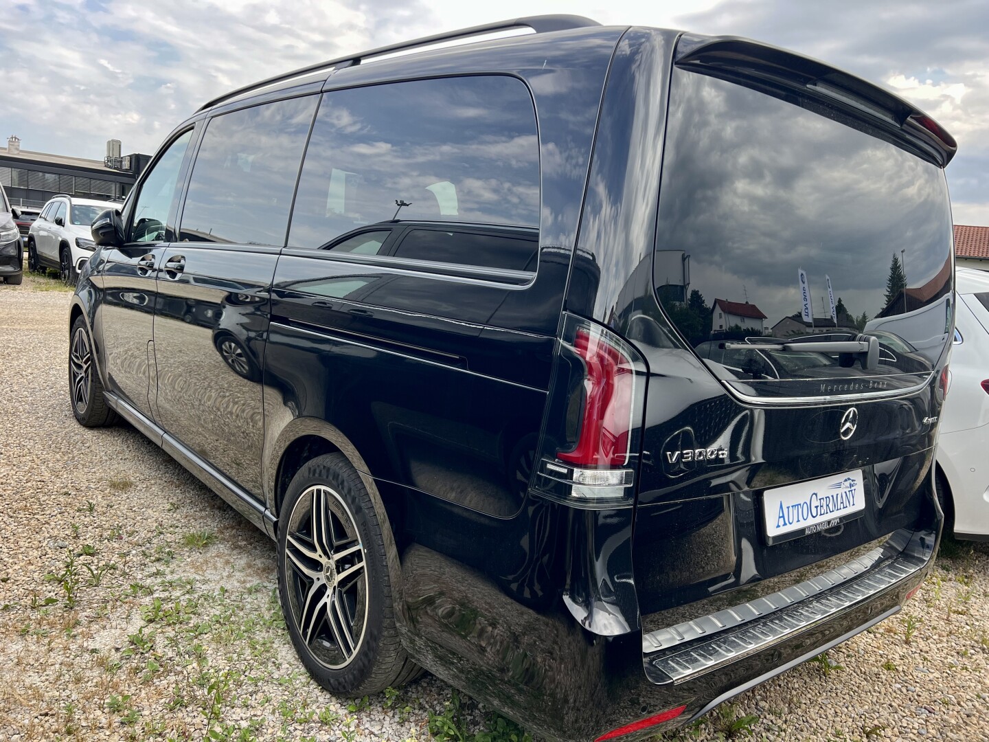 Mercedes-Benz V300d 4-Matic Avantgarde Lang AMG Из Германии (127810)
