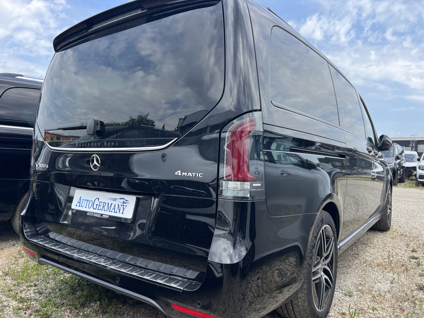 Mercedes-Benz V300d 4-Matic Avantgarde Lang AMG Из Германии (127812)