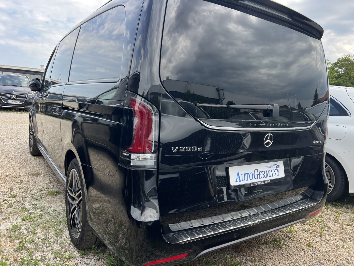 Mercedes-Benz V300d 4-Matic Avantgarde Lang AMG Из Германии (127811)