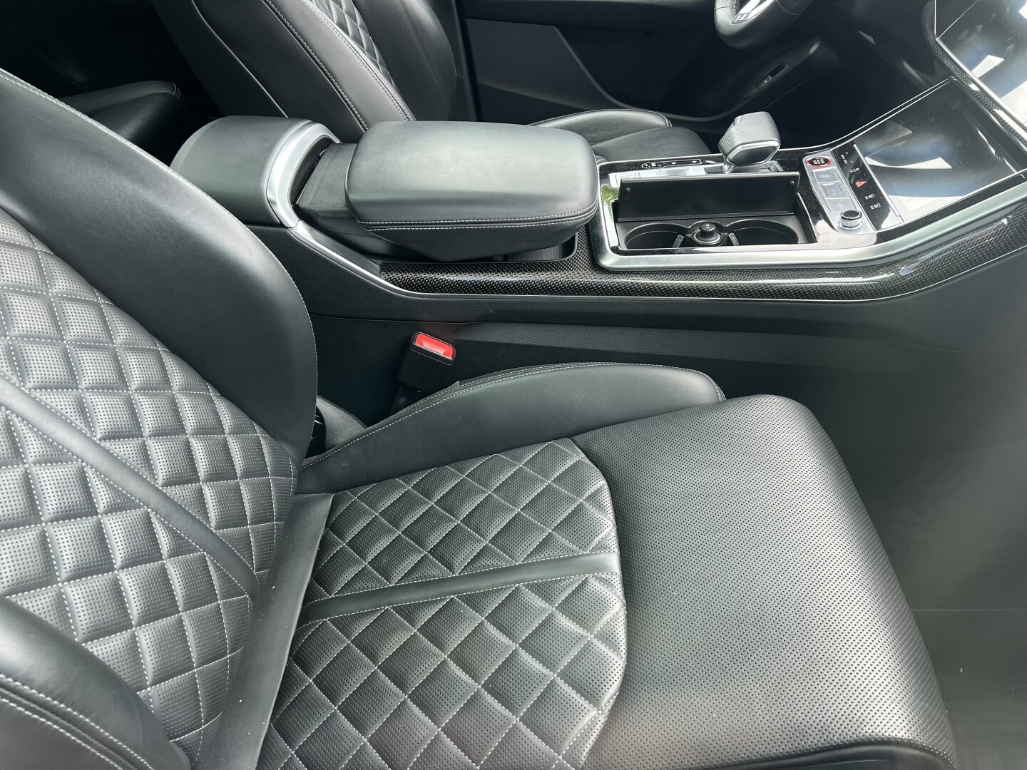 Audi SQ7 4.0TDI 435PS Individual Black-Paket Matrix  Из Германии (127827)