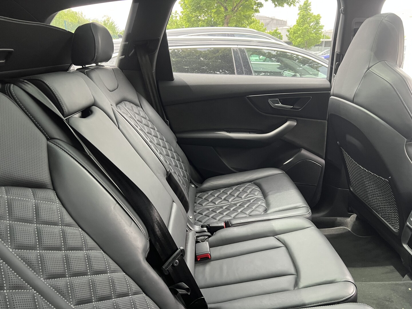 Audi SQ7 4.0TDI 435PS Individual Black-Paket Matrix  Из Германии (127825)
