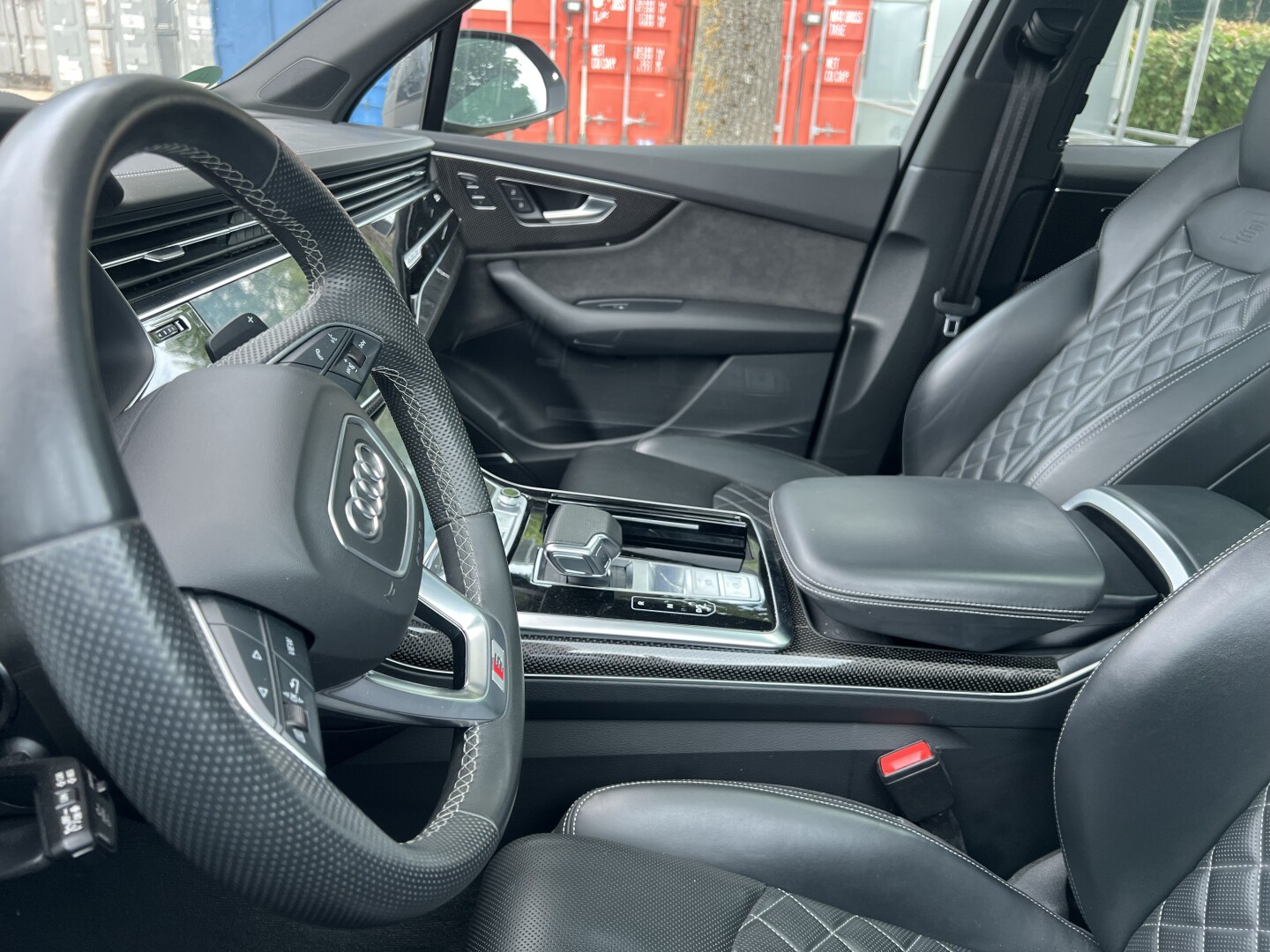 Audi SQ7 4.0TDI 435PS Individual Black-Paket Matrix  Из Германии (127817)