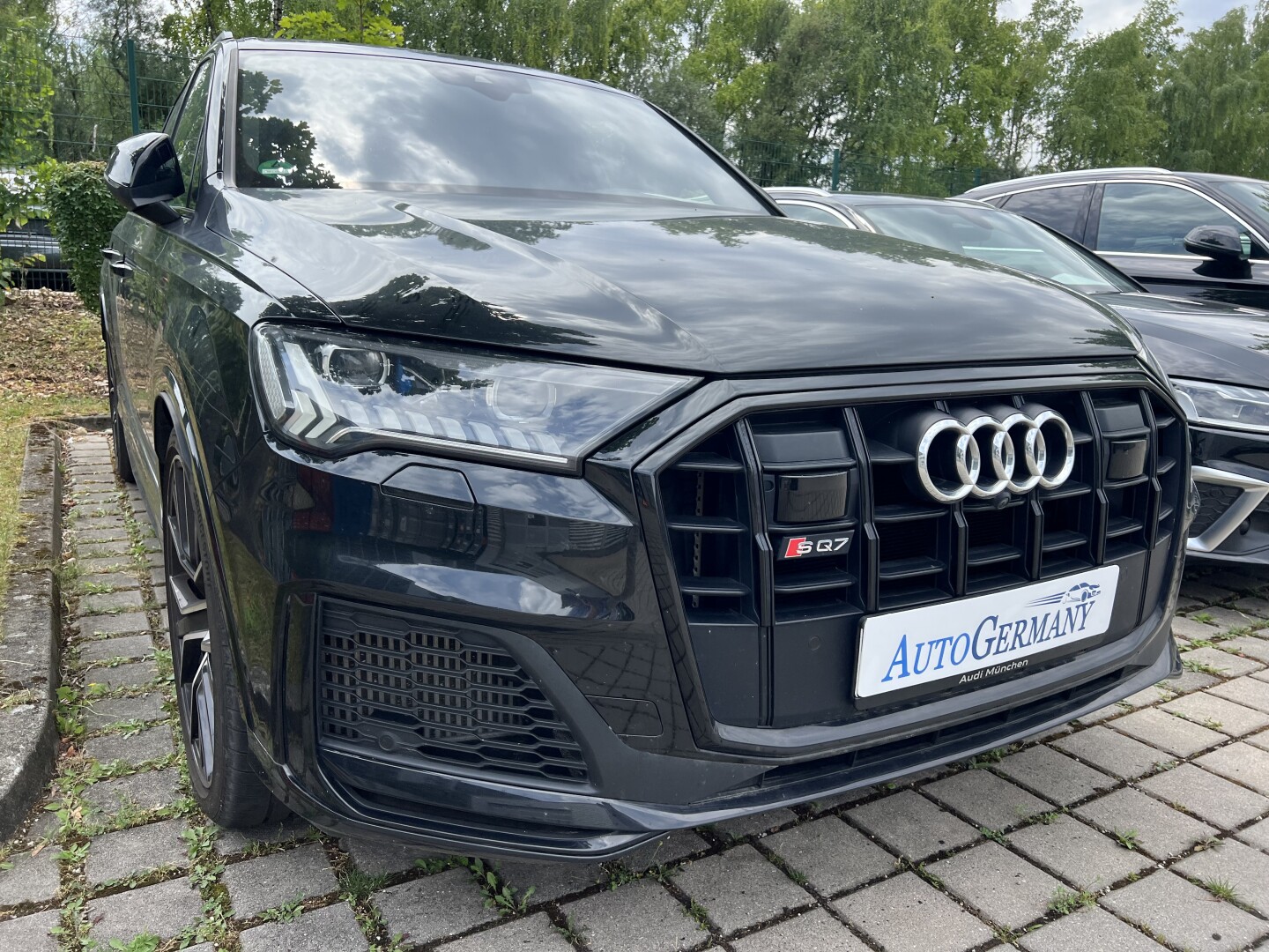 Audi SQ7 4.0TDI 435PS Individual Black-Paket Matrix  Из Германии (127833)