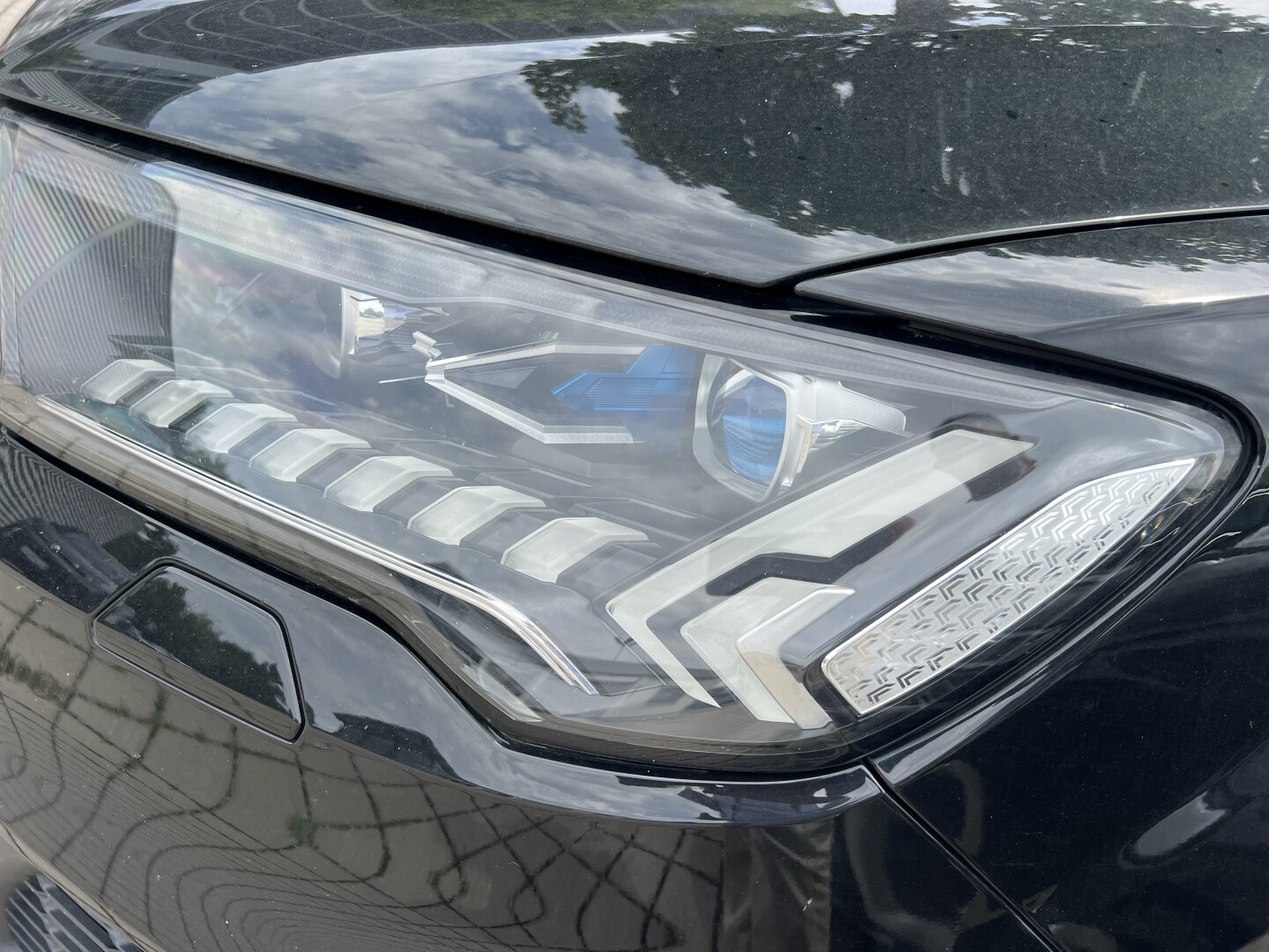 Audi SQ7 4.0TDI 435PS Individual Black-Paket Matrix  Из Германии (127837)
