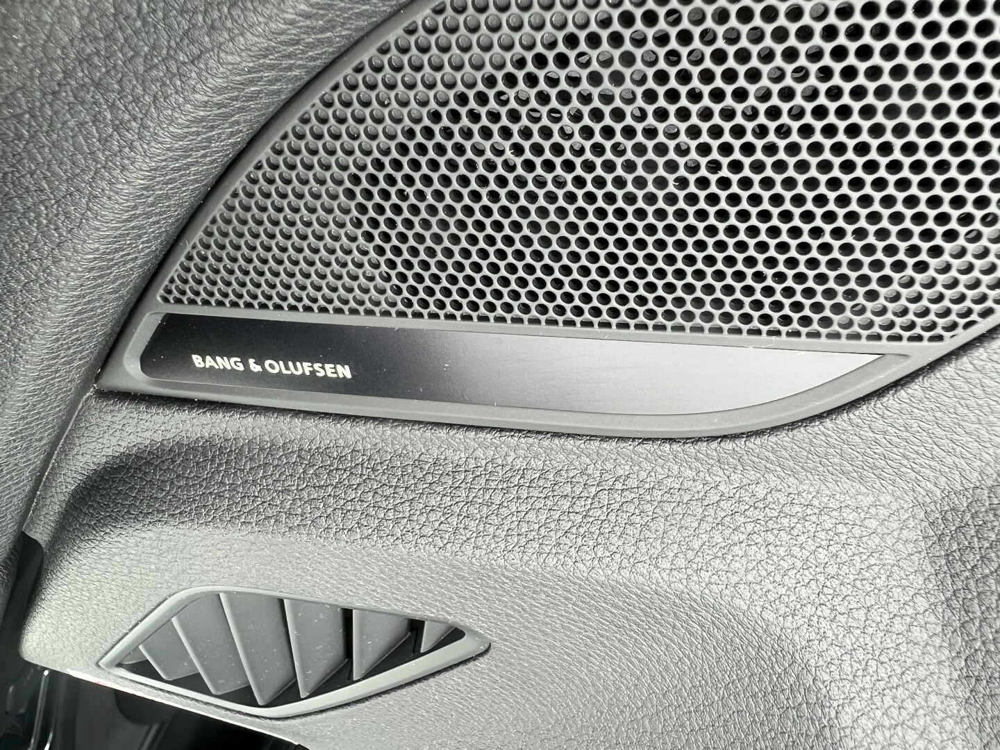 Audi SQ5 TDI 341PS LED Individual Exclusive  Из Германии (127890)