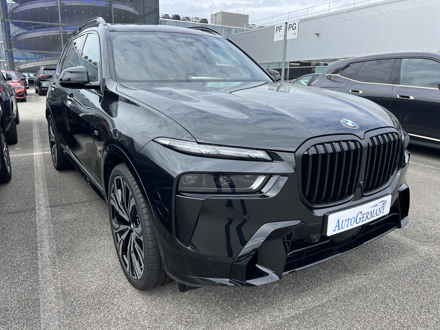 BMW X7 xDrive 40d M-Sport Pro Black-Paket Individual З Німеччини (128180)