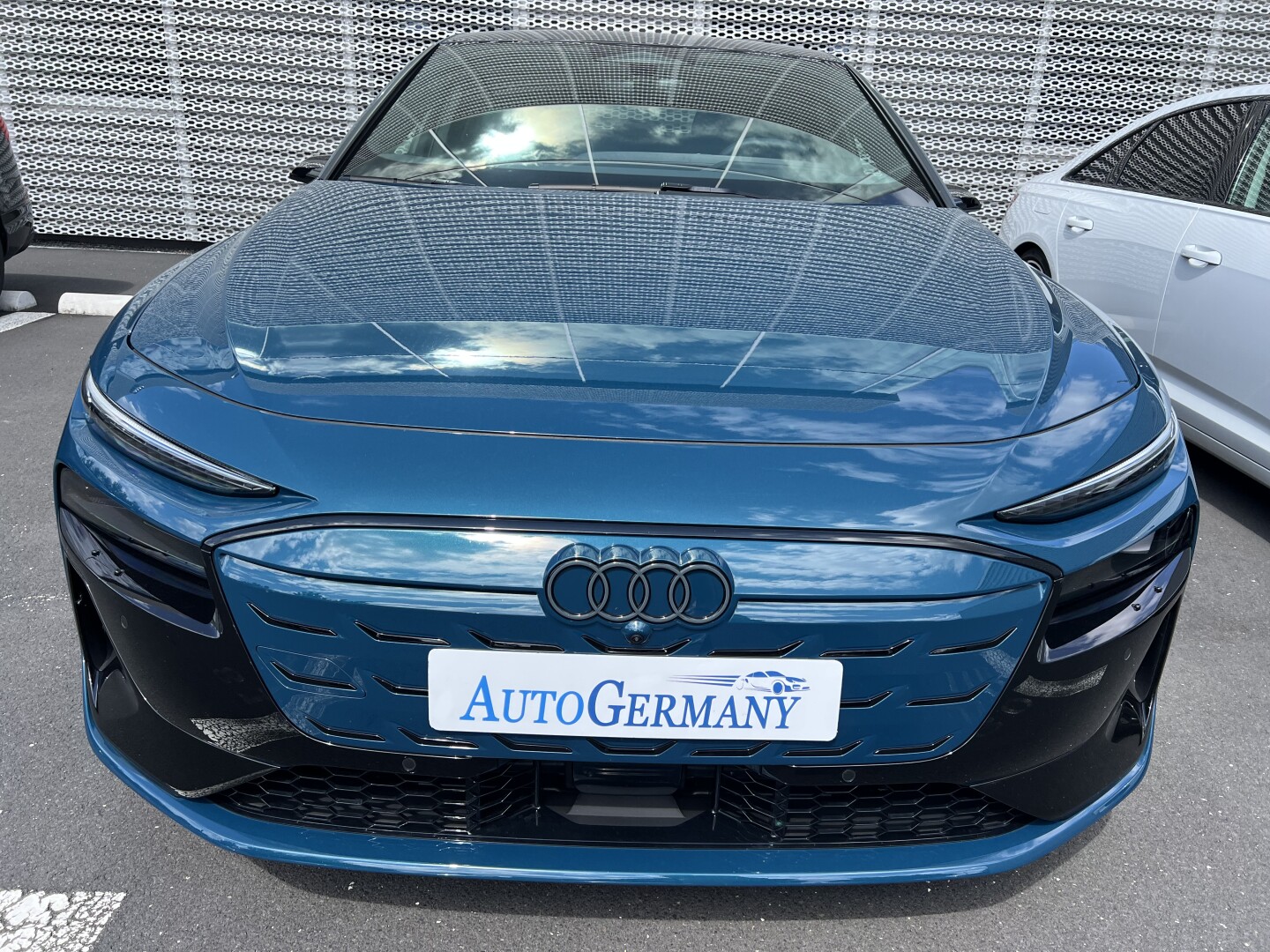 Audi A6 e-tron S-Line Sportback Edition Performance З Німеччини (128240)