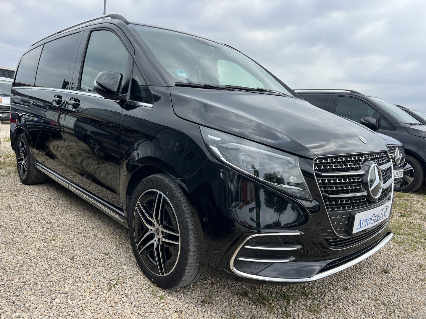 Mercedes-Benz V300d AMG 4-Matic Avantgarde Long 8-set З Німеччини (128326)