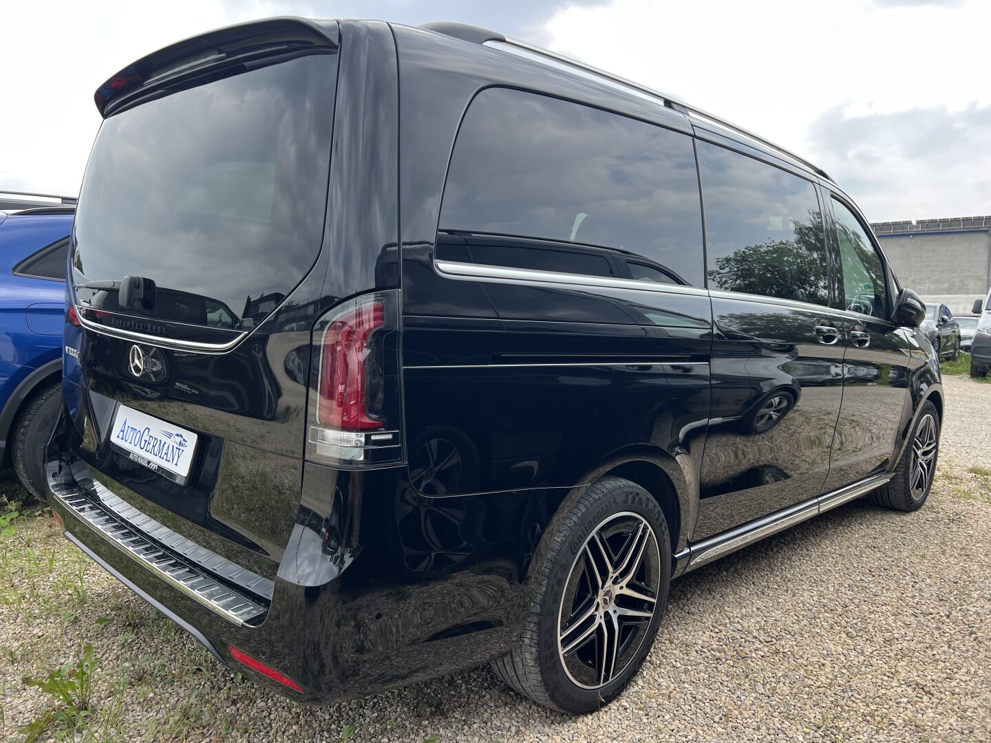 Mercedes-Benz V300d AMG 4-Matic Avantgarde Long 8-set З Німеччини (128309)