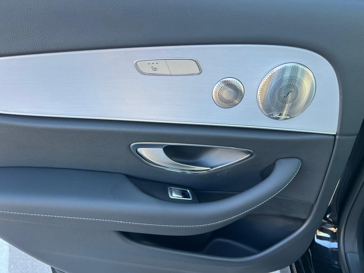 Mercedes-Benz E300de 4Matic 306PS AMG Hybrid З Німеччини (129100)