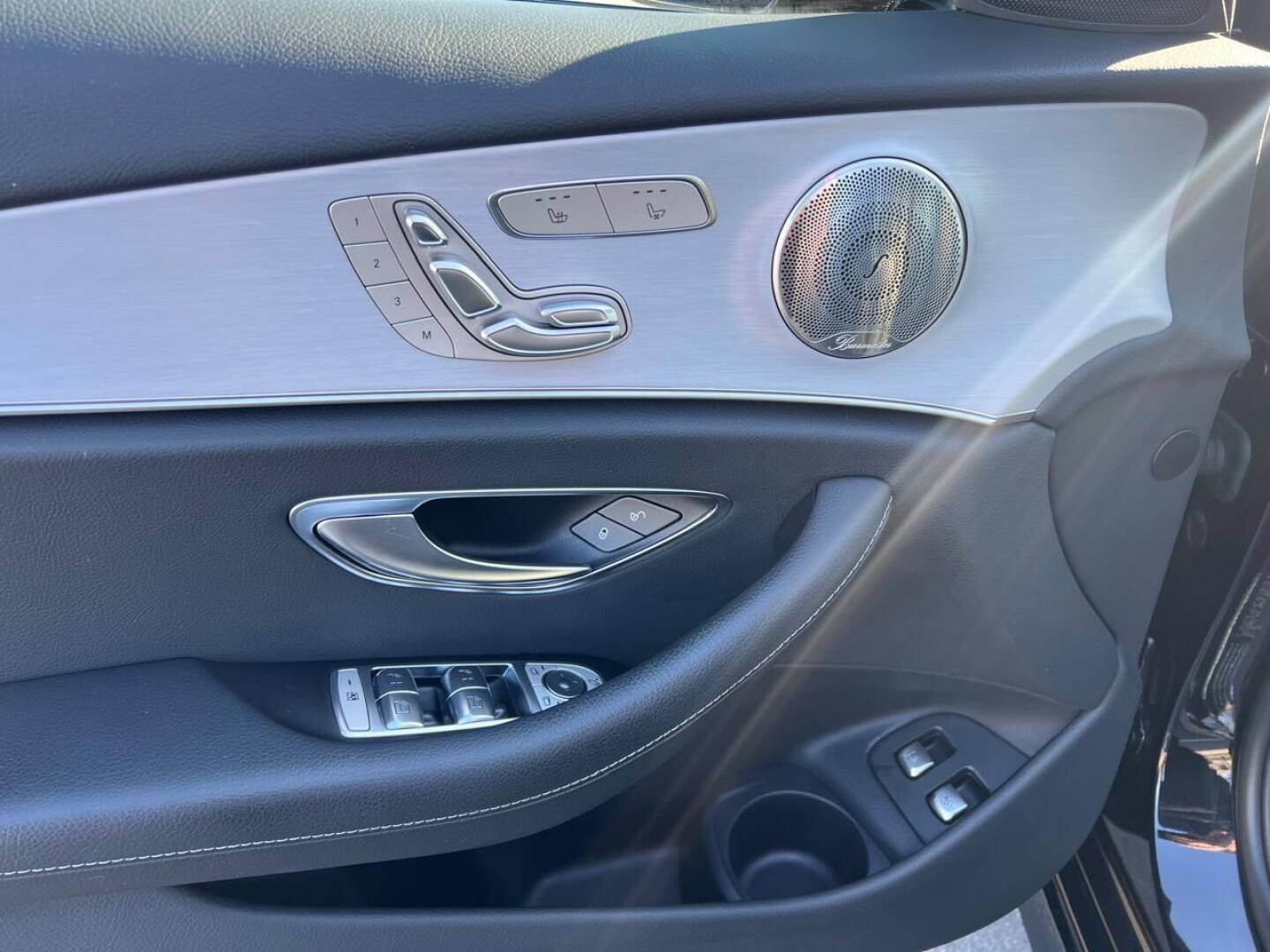 Mercedes-Benz E300de 4Matic 306PS AMG Hybrid З Німеччини (129105)