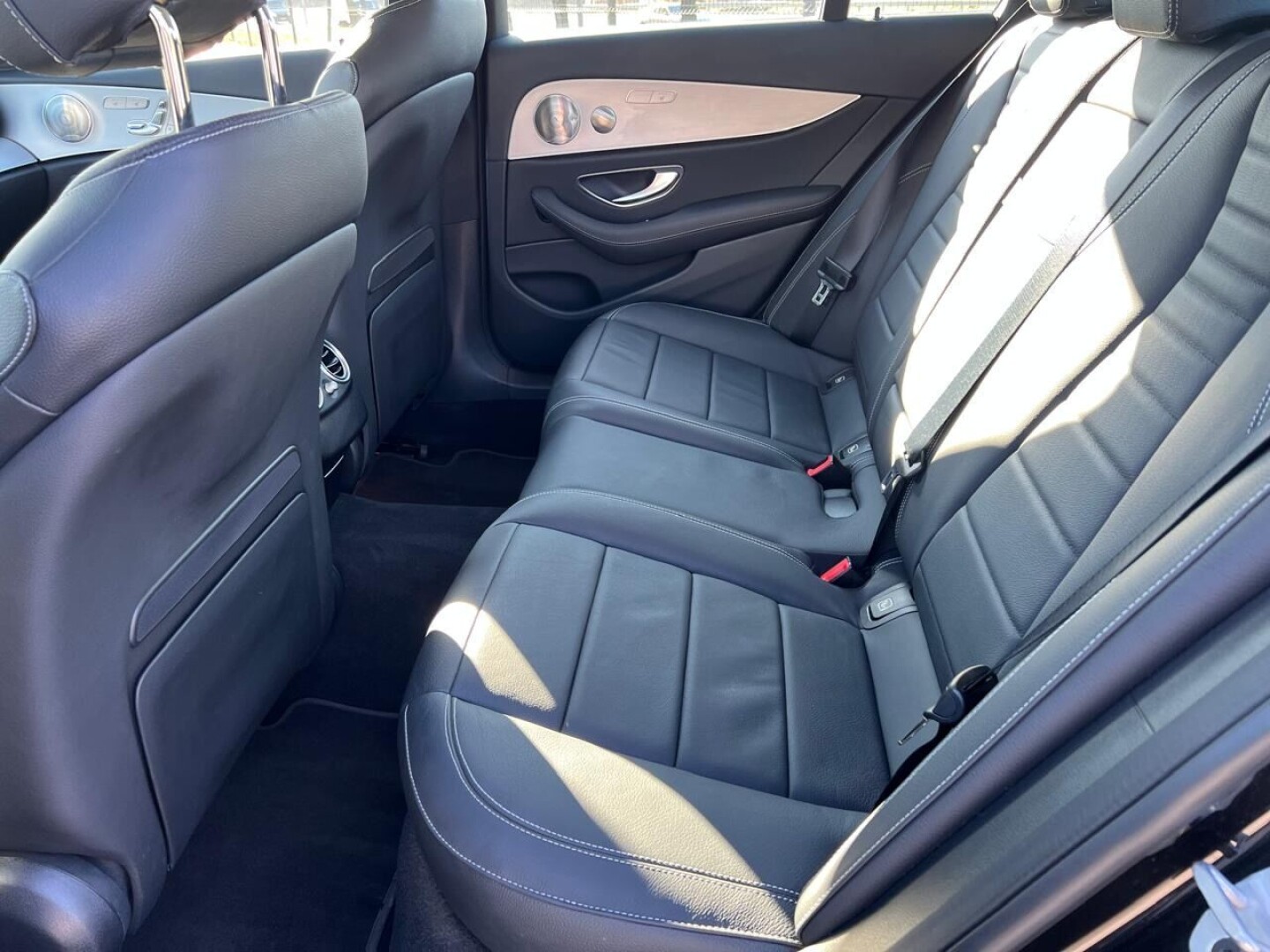 Mercedes-Benz E300de 4Matic 306PS AMG Hybrid З Німеччини (129087)