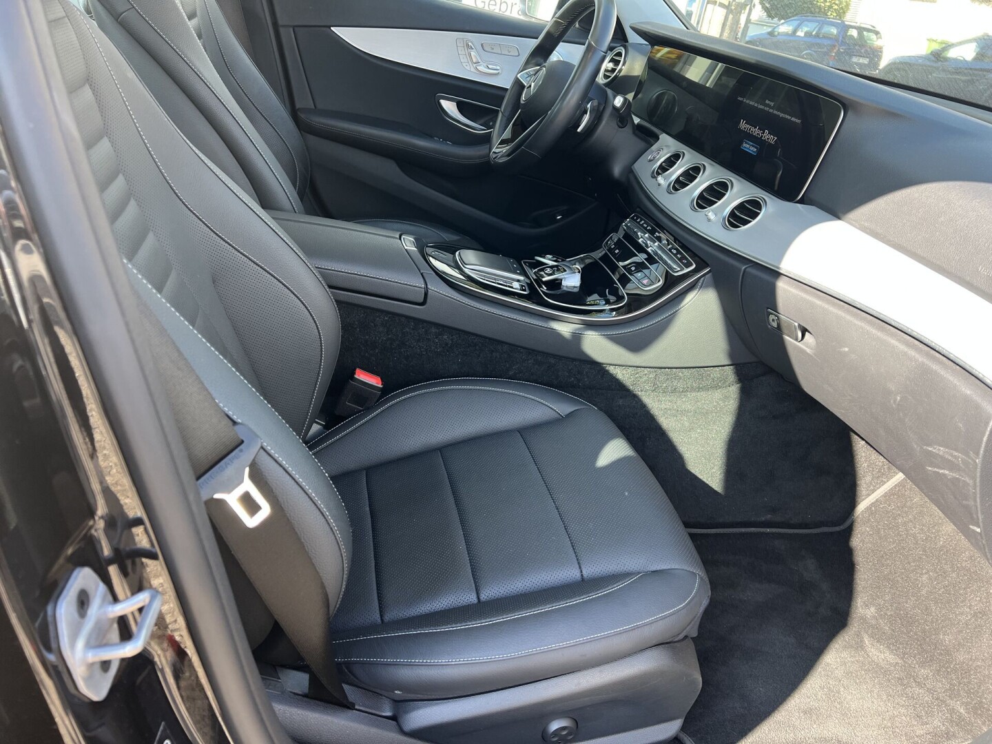 Mercedes-Benz E300de 4Matic 306PS AMG Hybrid З Німеччини (129118)