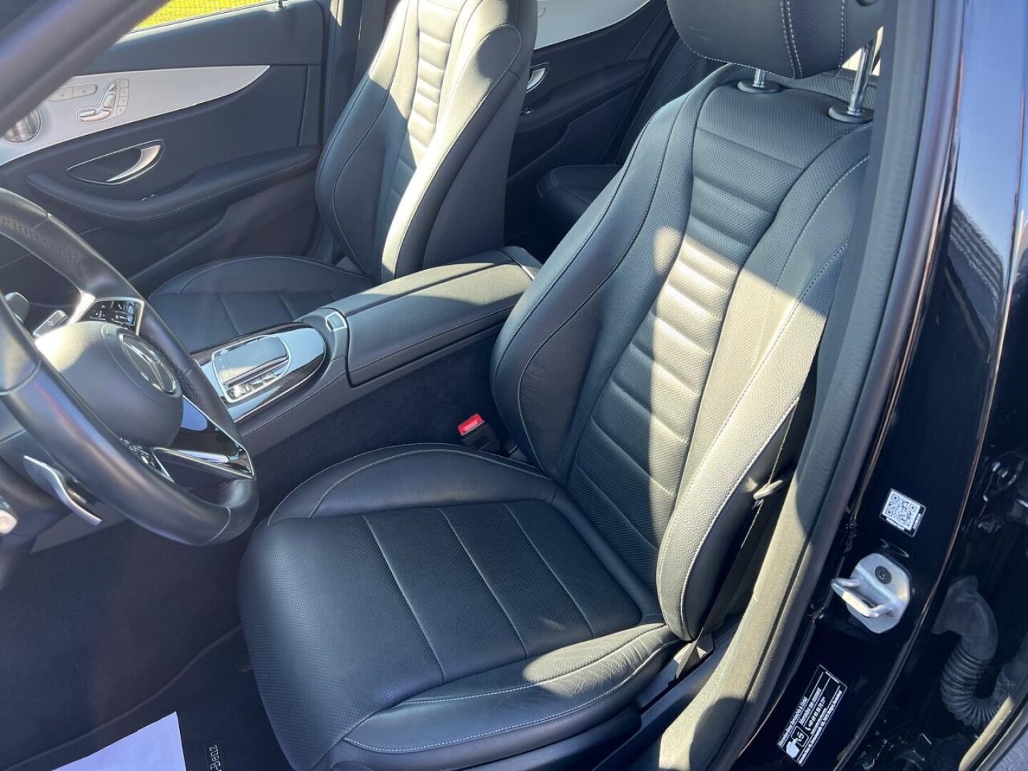 Mercedes-Benz E300de 4Matic 306PS AMG Hybrid З Німеччини (129099)