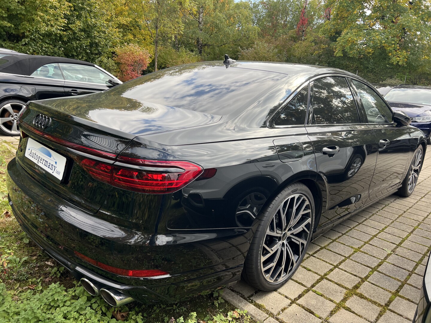 Audi S8 4.0TFSI 571PS Quattro Matrix Black-Paket З Німеччини (129380)