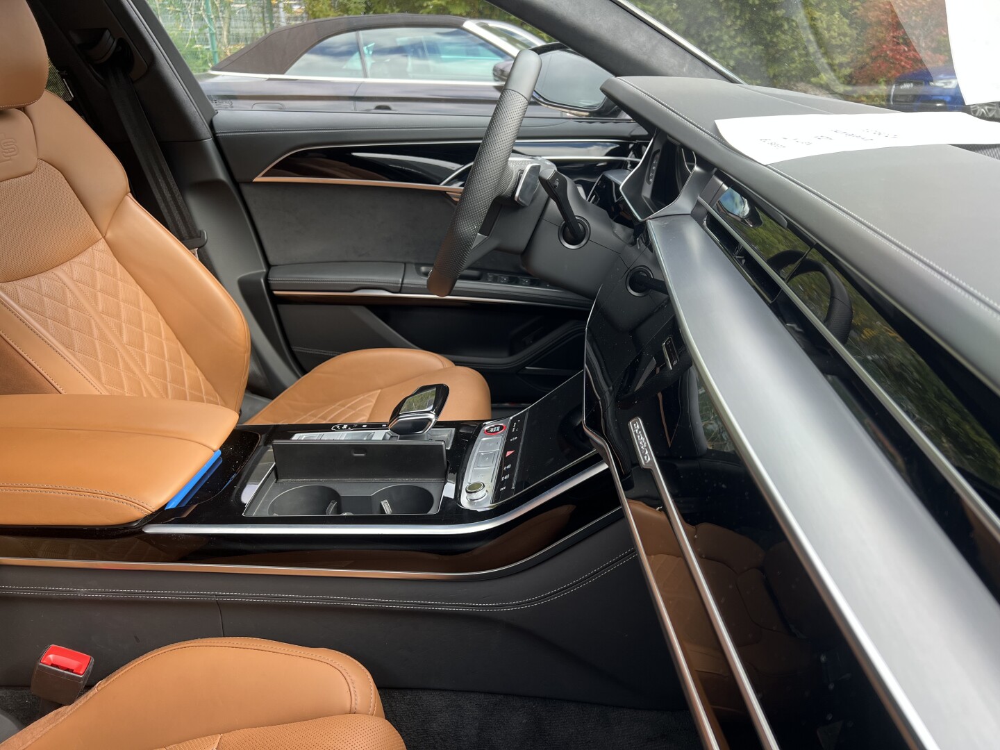 Audi S8 4.0TFSI 571PS Quattro Matrix Black-Paket З Німеччини (129373)