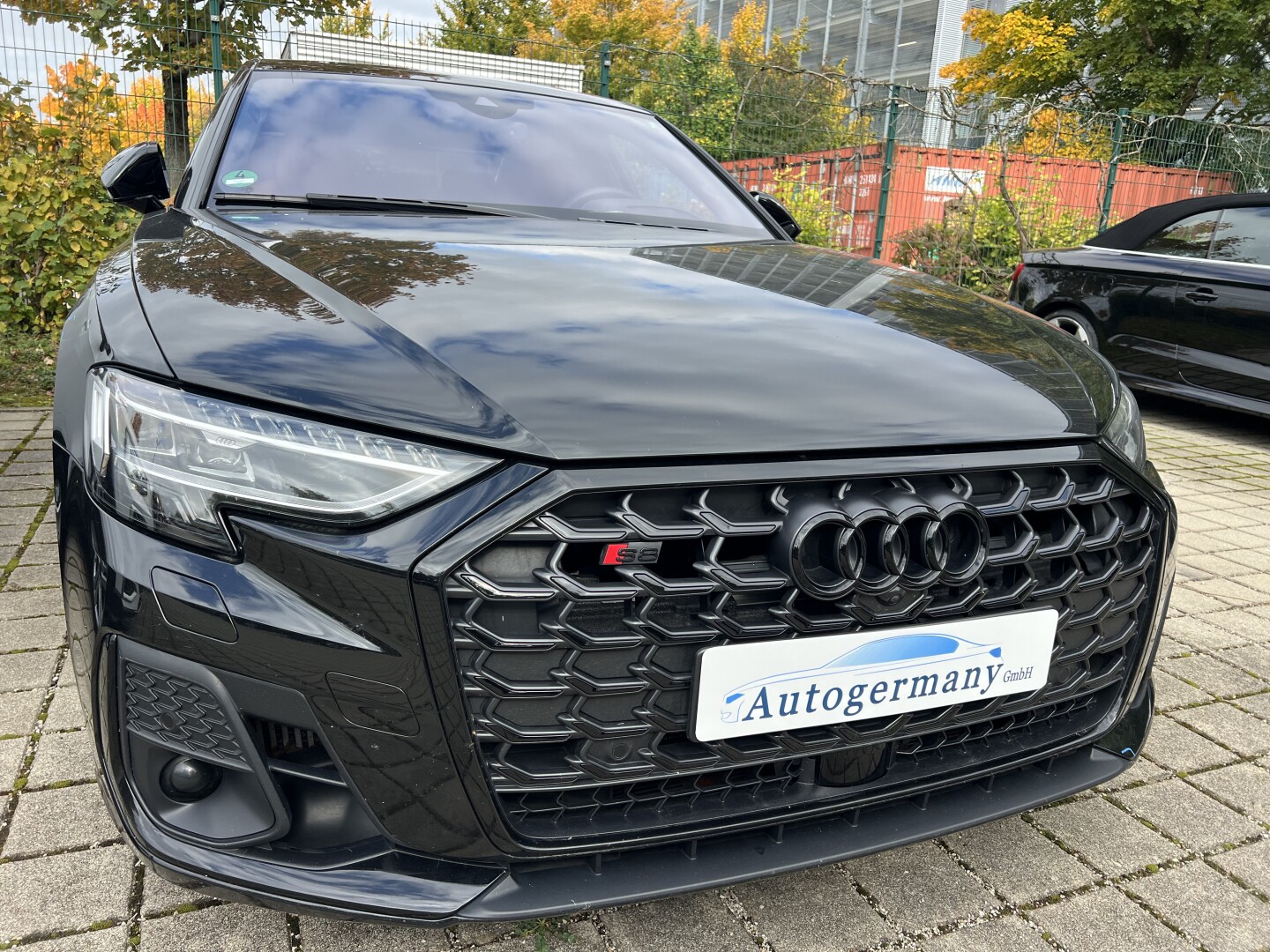 Audi S8 4.0TFSI 571PS Quattro Matrix Black-Paket З Німеччини (129370)