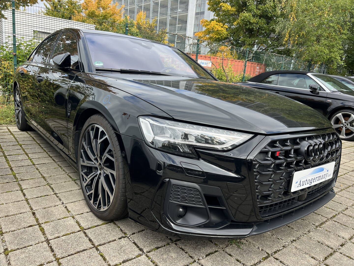 Audi S8 4.0TFSI 571PS Quattro Matrix Black-Paket З Німеччини (129369)