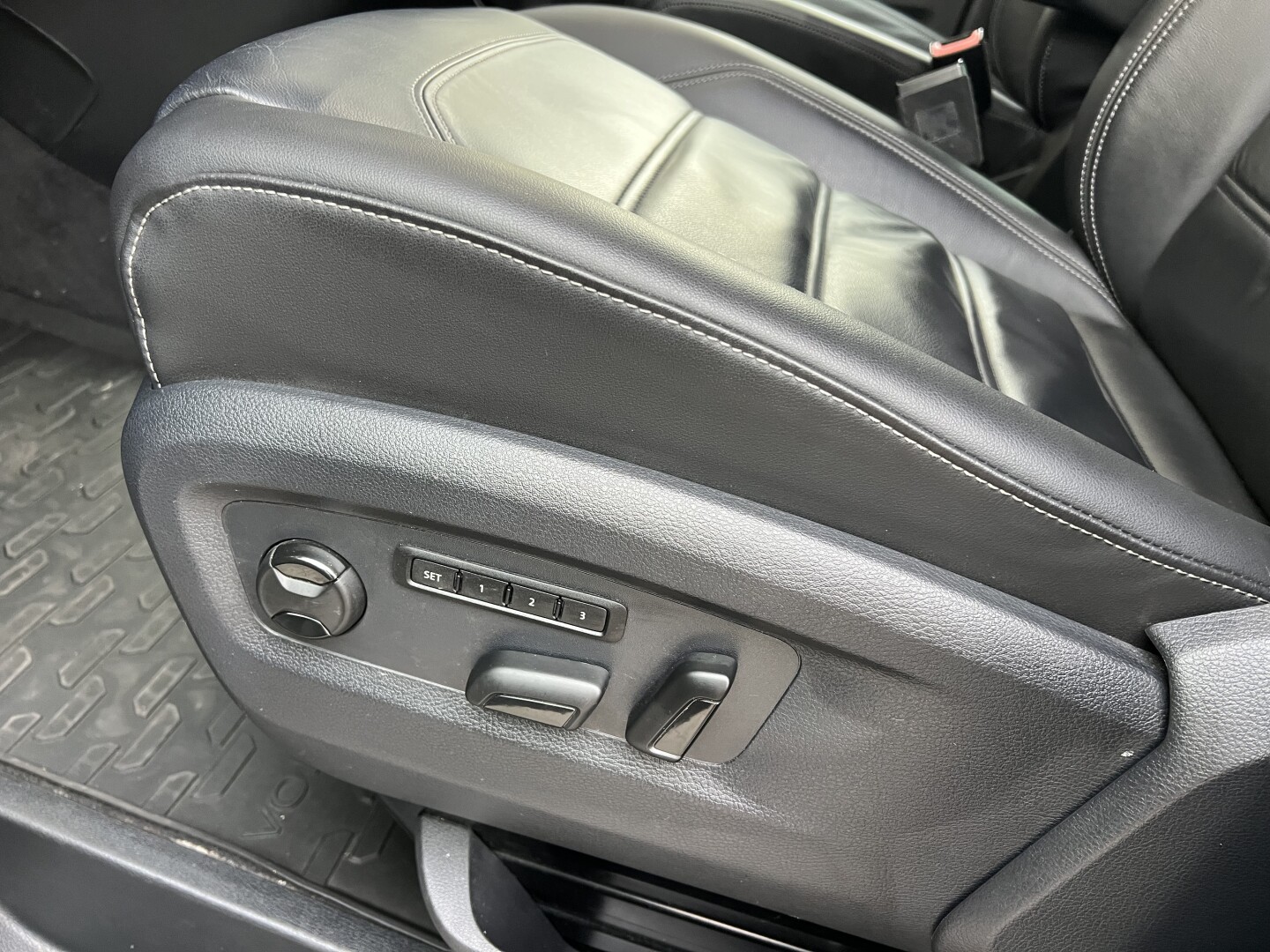 VW T6.1 Multivan 2.0TDI 204PS 4Motion DSG Highline LED З Німеччини (129419)