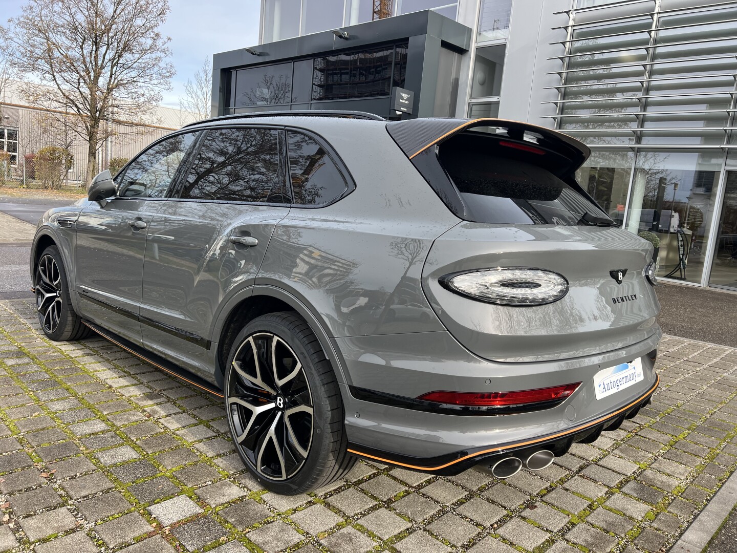 Bentley Bentayga Speed 650PS Black-Orange Paket З Німеччини (129477)